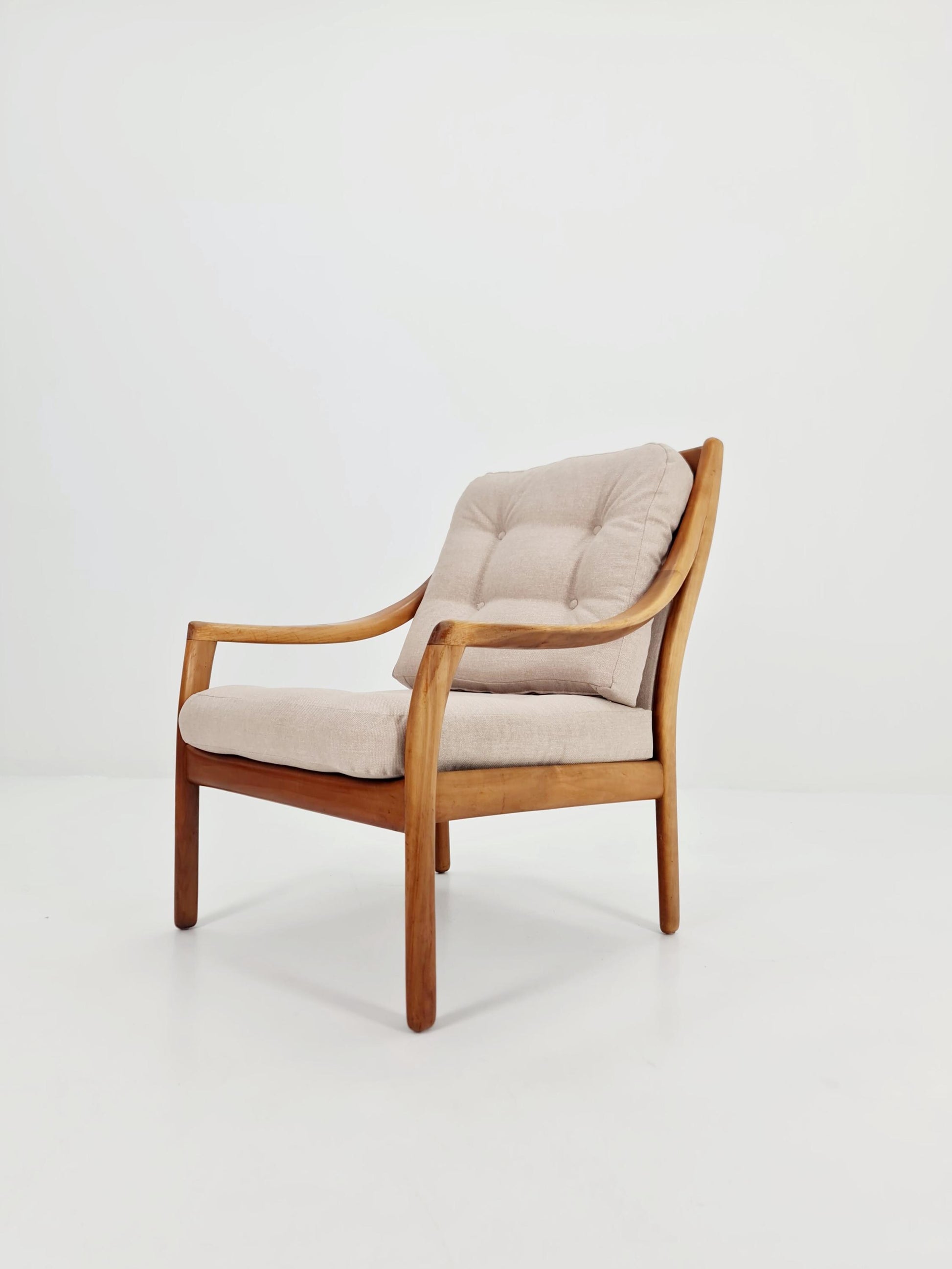 Mid Century Solid cherry wood lounge chair/ Easy chair byCarl Straub for Goldfeder , 1960s