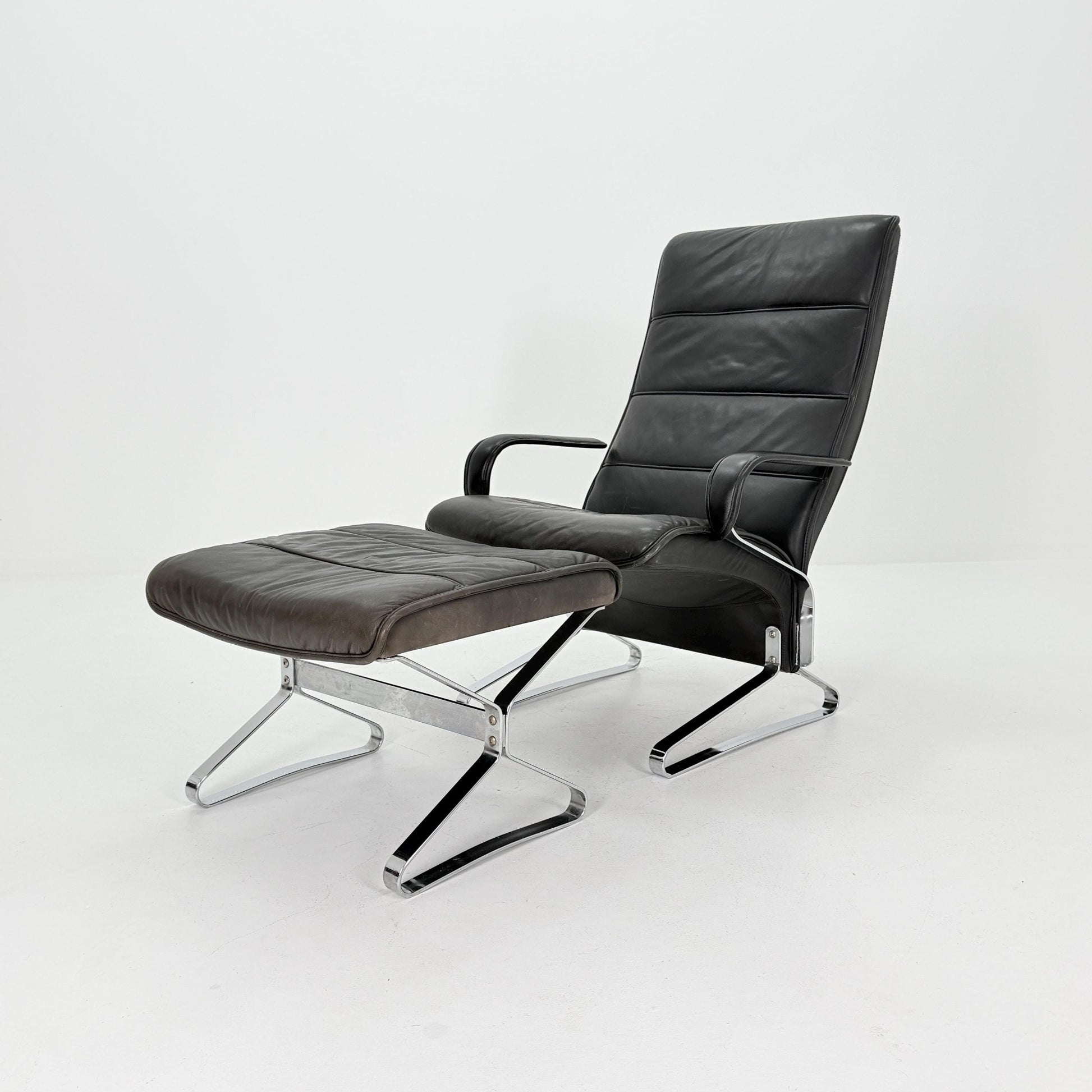 Mid Century Modern Lounge Chair / Ottoman Attributed to Kastholm & Fabricius – Black Leather -Chrome Armchair, Germany 1980s