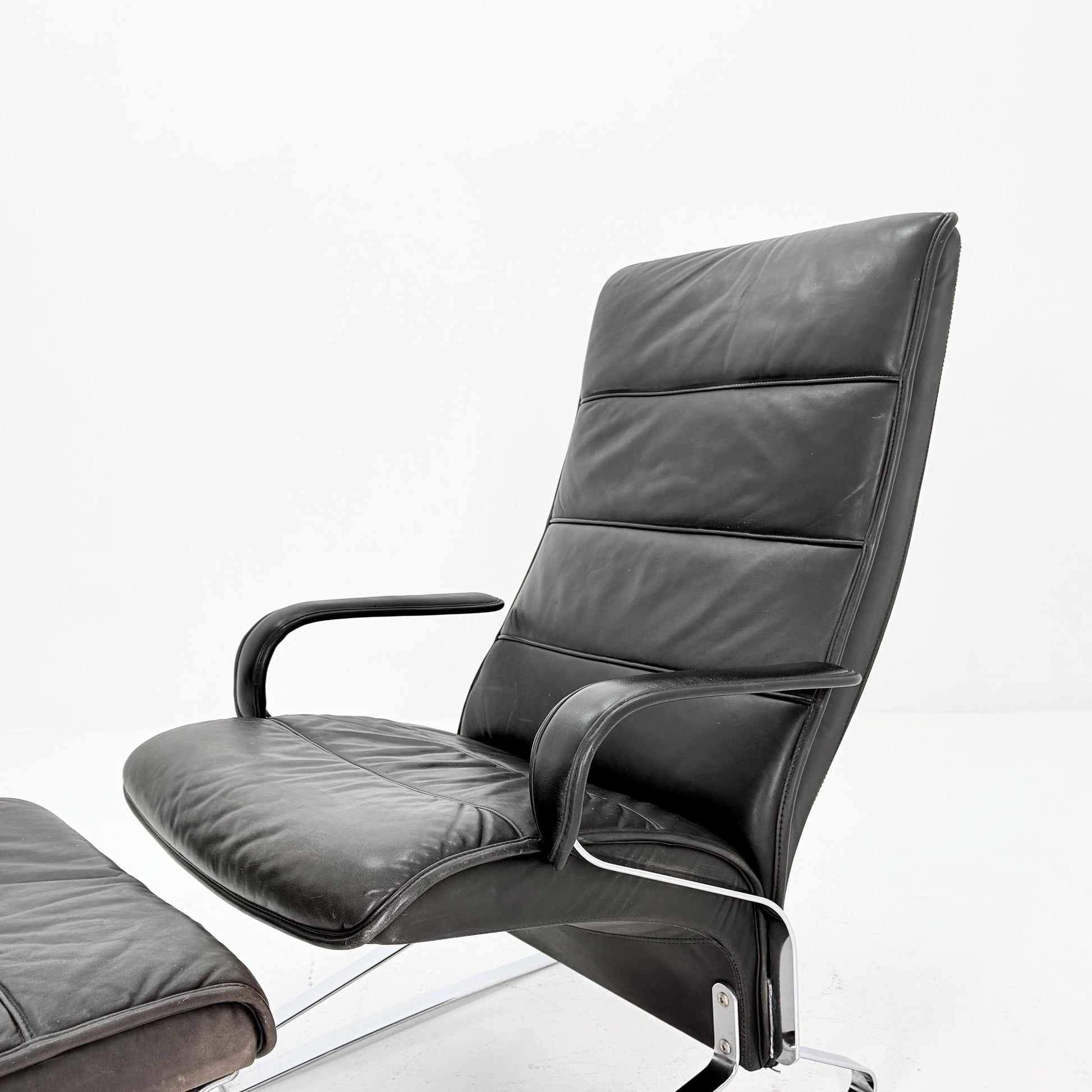 Mid Century Modern Lounge Chair / Ottoman Attributed to Kastholm & Fabricius – Black Leather -Chrome Armchair, Germany 1980s