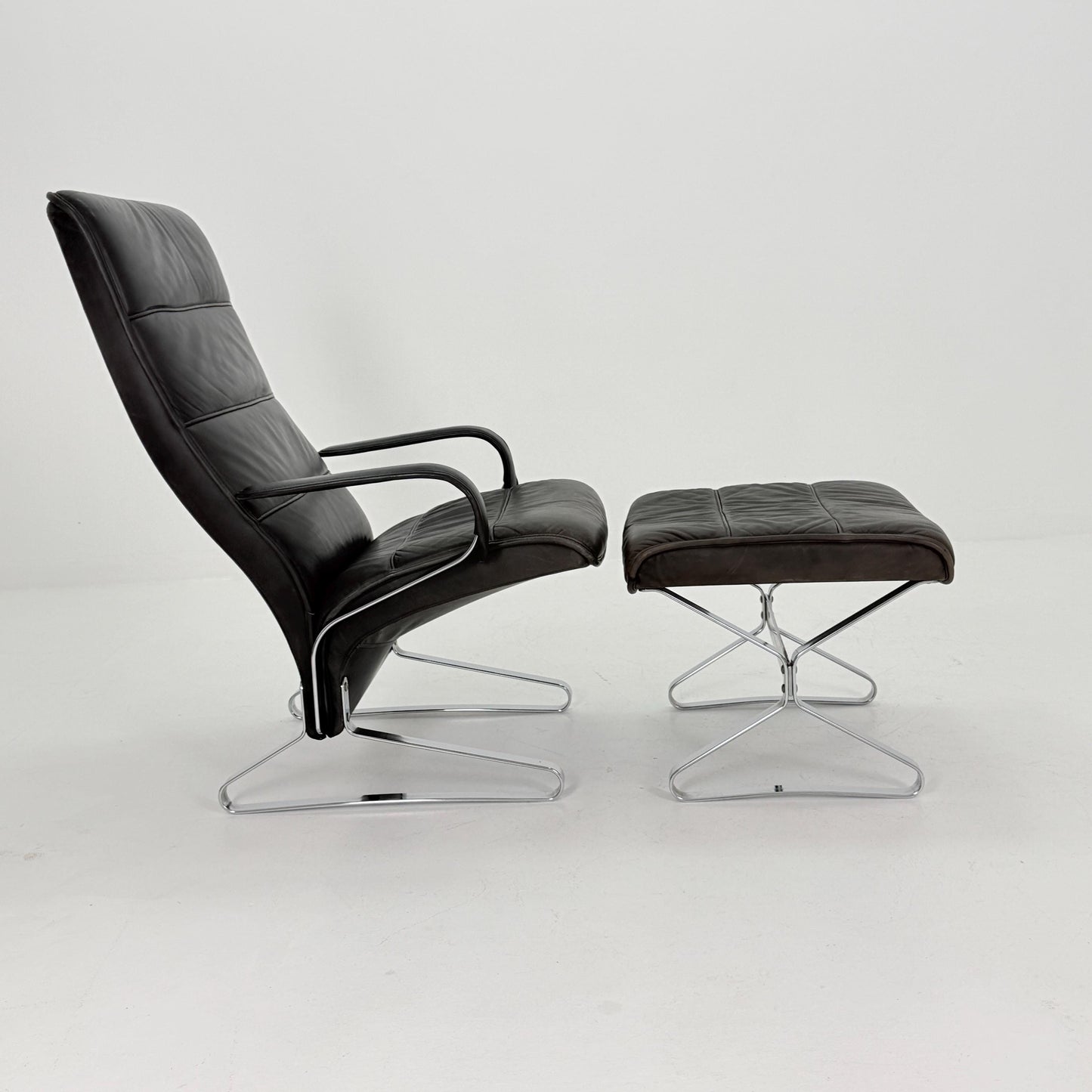 Mid Century Modern Lounge Chair / Ottoman Attributed to Kastholm & Fabricius – Black Leather -Chrome Armchair, Germany 1980s