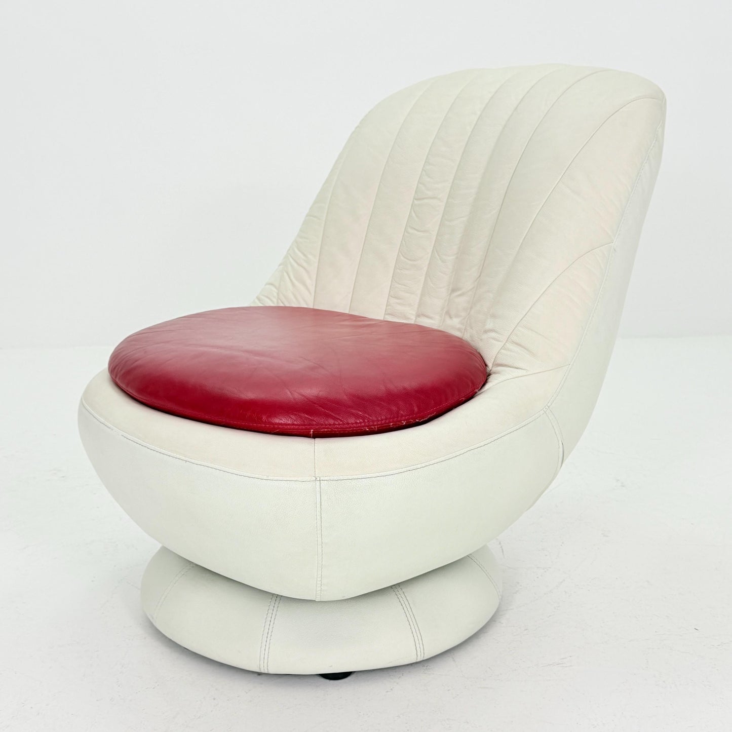 Mid Century Space Age Swivel Lounge Chair – White & Red Leather, Germany 1970s,