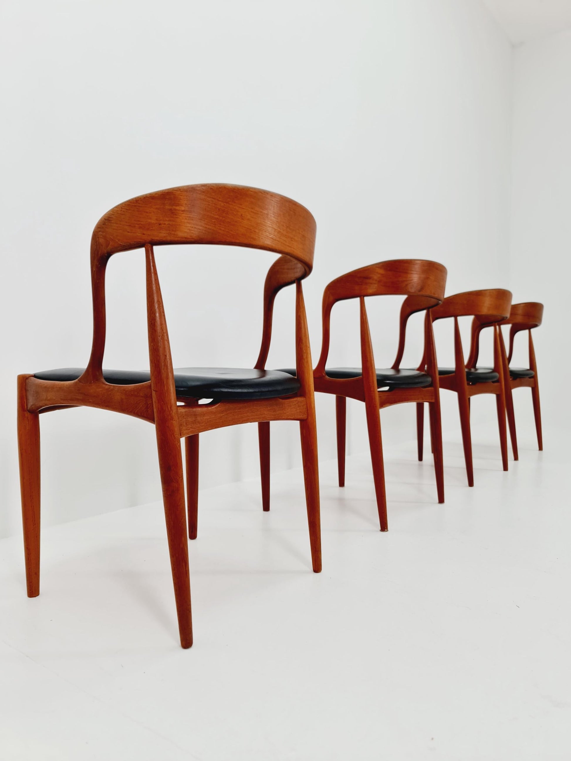 Vintage Danish teak dining charis by johannes Andersen for Uldum Mobelfabrik , 1960s, set of 4