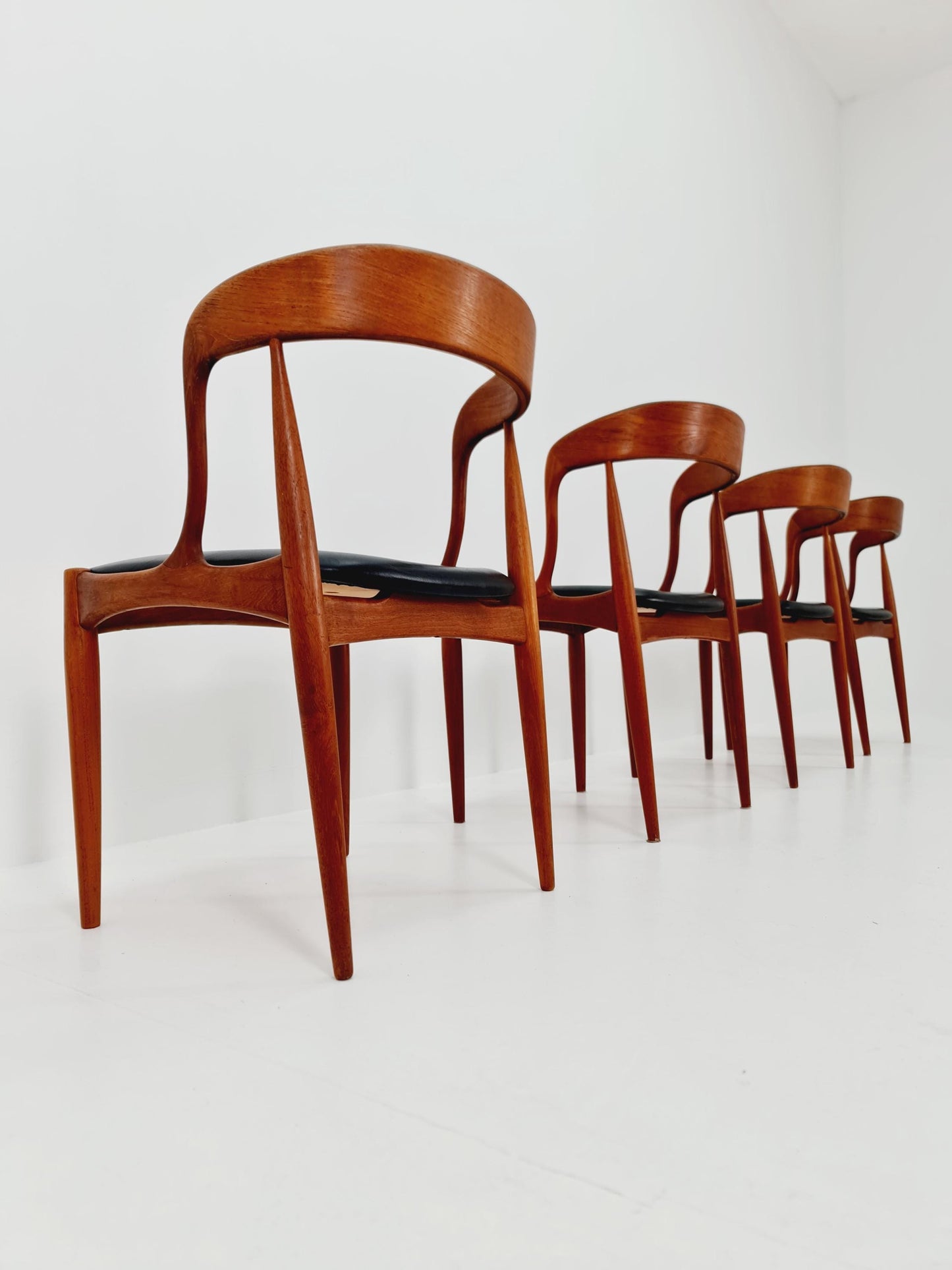 Vintage Danish teak dining charis by johannes Andersen for Uldum Mobelfabrik , 1960s, set of 4