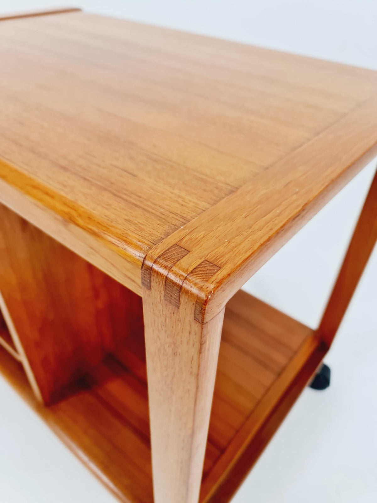 Vintage mid century danish trolley in teak Sideboard / bar cart By Salling Stolefabrik, 1960s