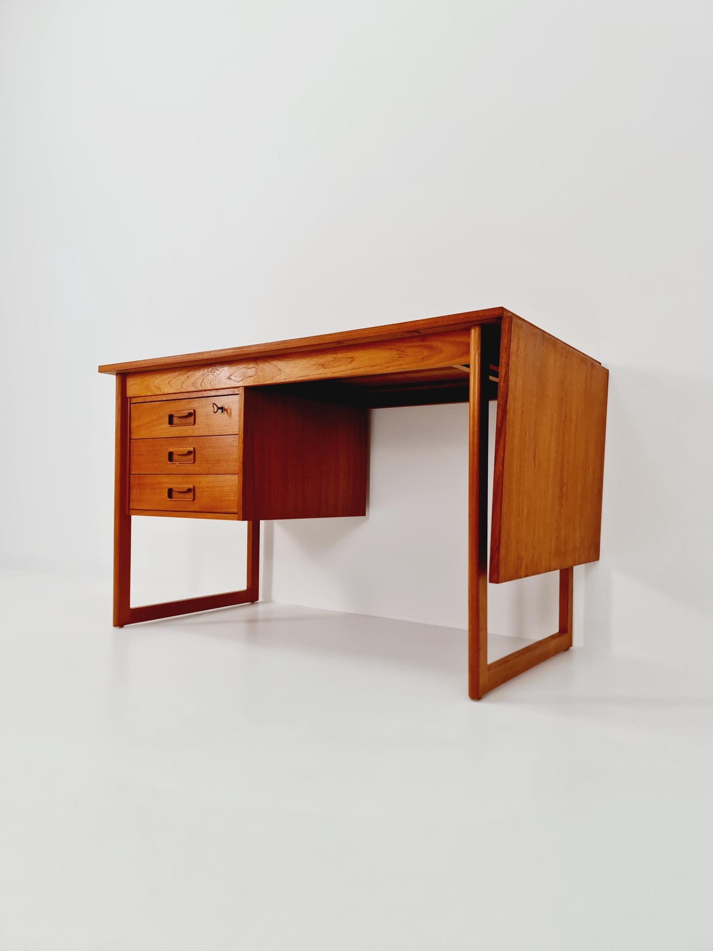 Mid century Danish leaf Drop teak desk By Vi-Ma Möbler, 1960s