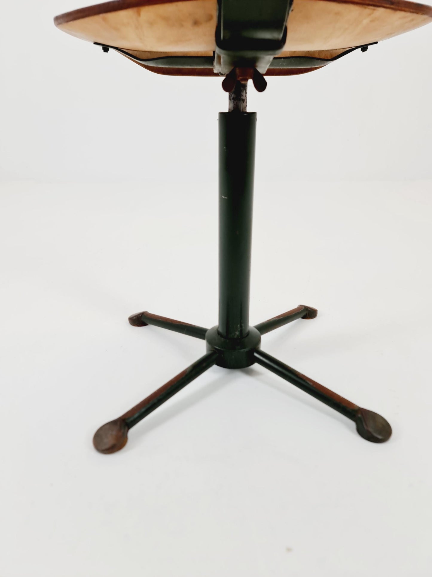 Bauhaus office chair in solid wood By Drabert 1930s