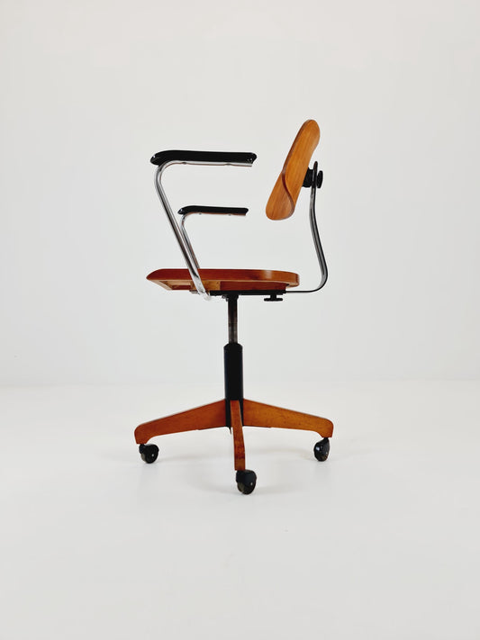Bauhaus swivel office chair in solid wood By Ama Elastik Modell 364 ,1930s