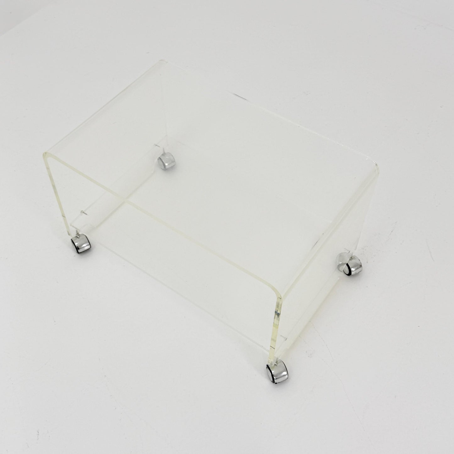 Space age Plexiglass Trolley-side table by Michel Dumas for Roche Bobois 1970s