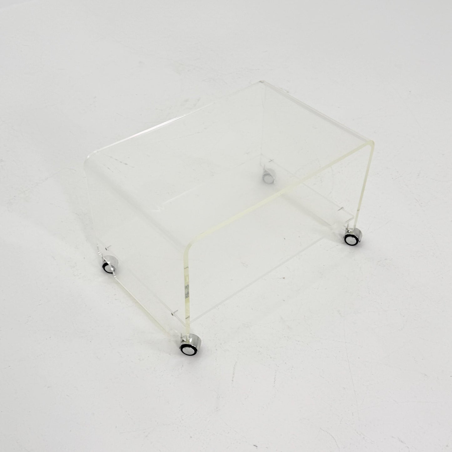 Space age Plexiglass Trolley-side table by Michel Dumas for Roche Bobois 1970s
