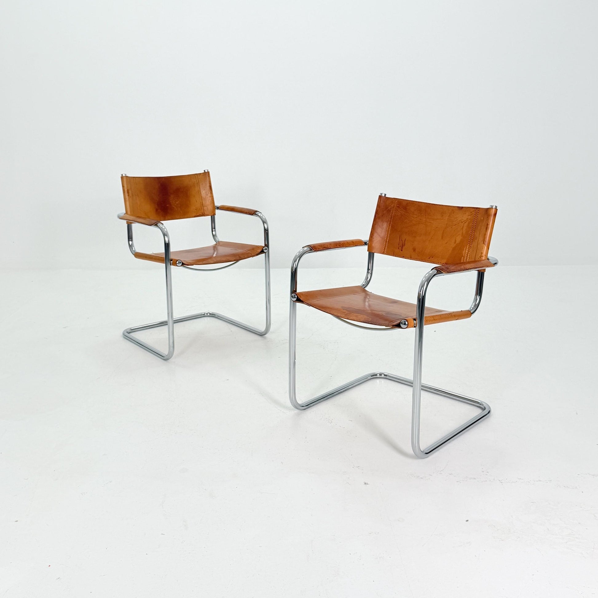 Set of 2 Mid century Bauhaus cognac armchairs by Mart stam & Marcel Brauer for Steel Line 1990s Italy