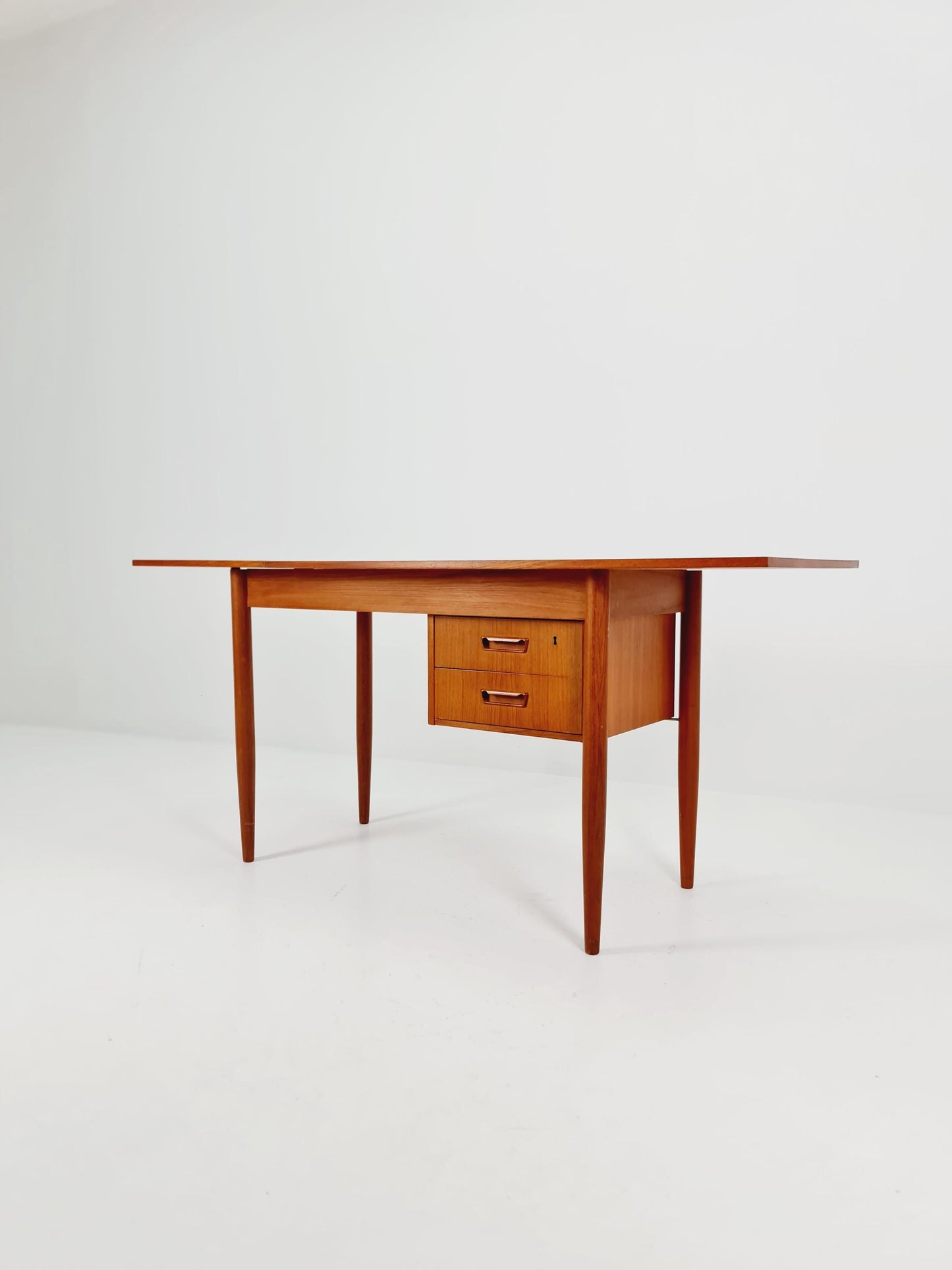 Mid century Danish leaf Drop teak desk By Gunnar Nielsen Tibergaard , 1960s