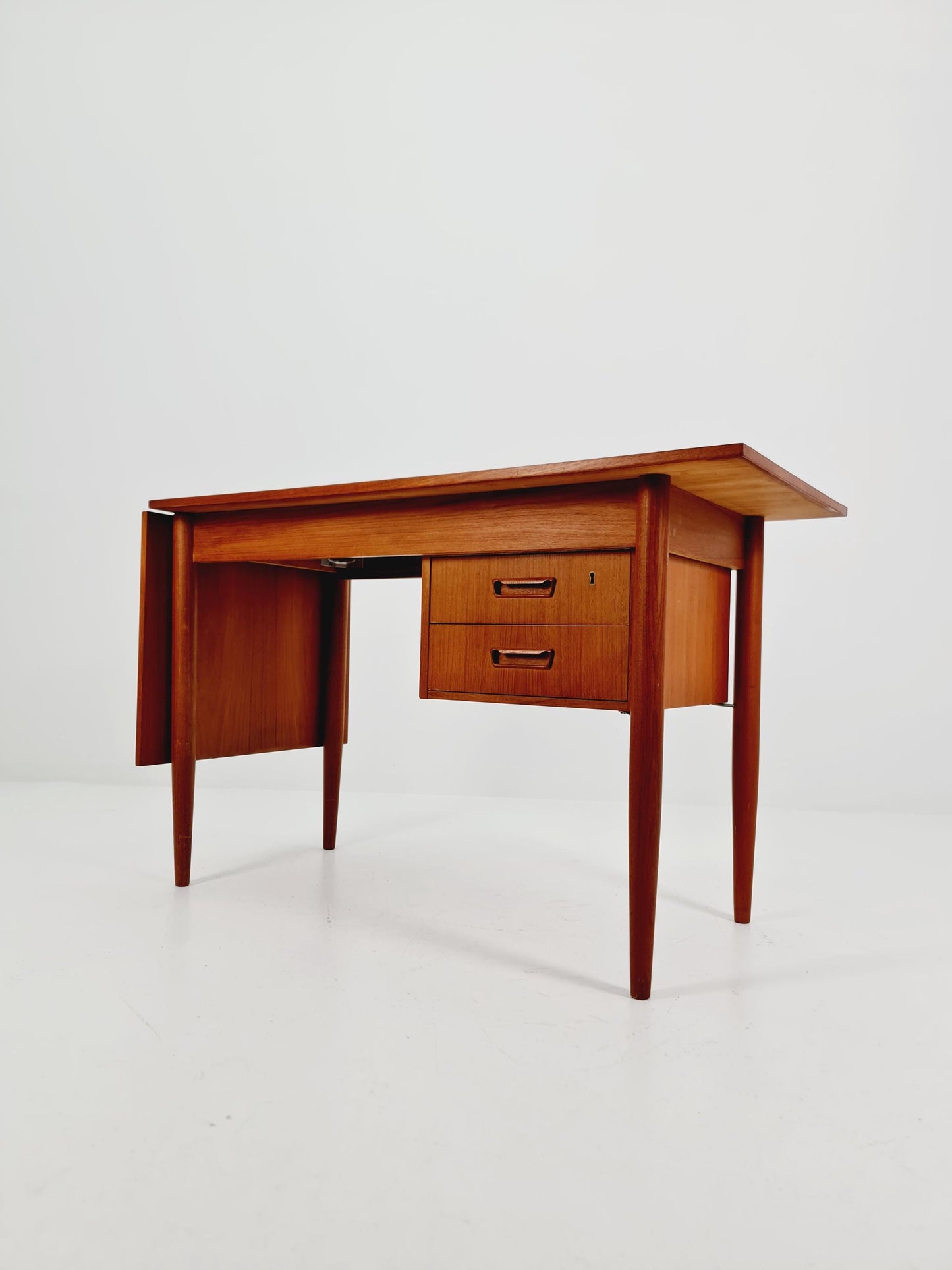 Mid century Danish leaf Drop teak desk By Gunnar Nielsen Tibergaard , 1960s