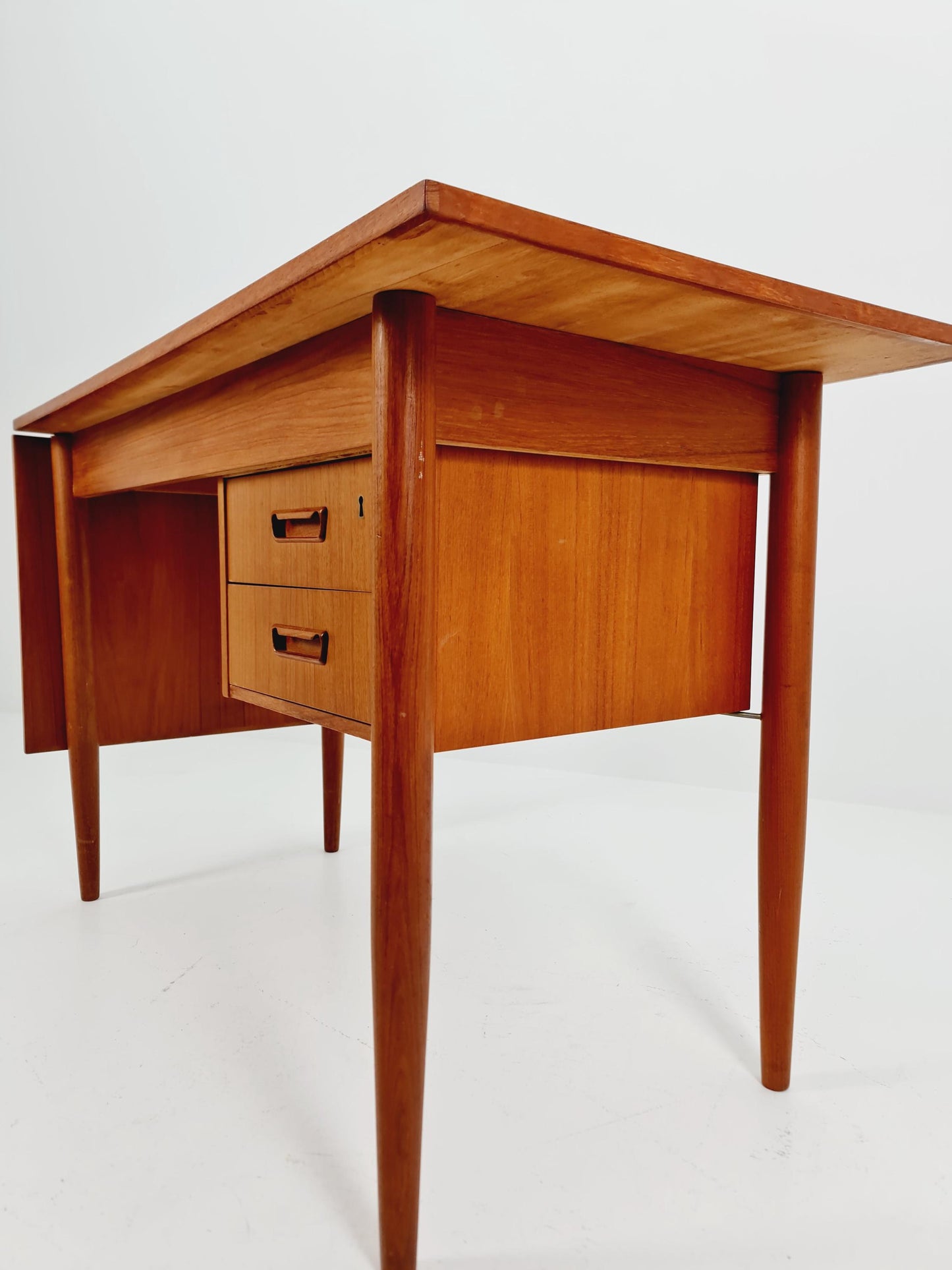 Mid century Danish leaf Drop teak desk By Gunnar Nielsen Tibergaard , 1960s