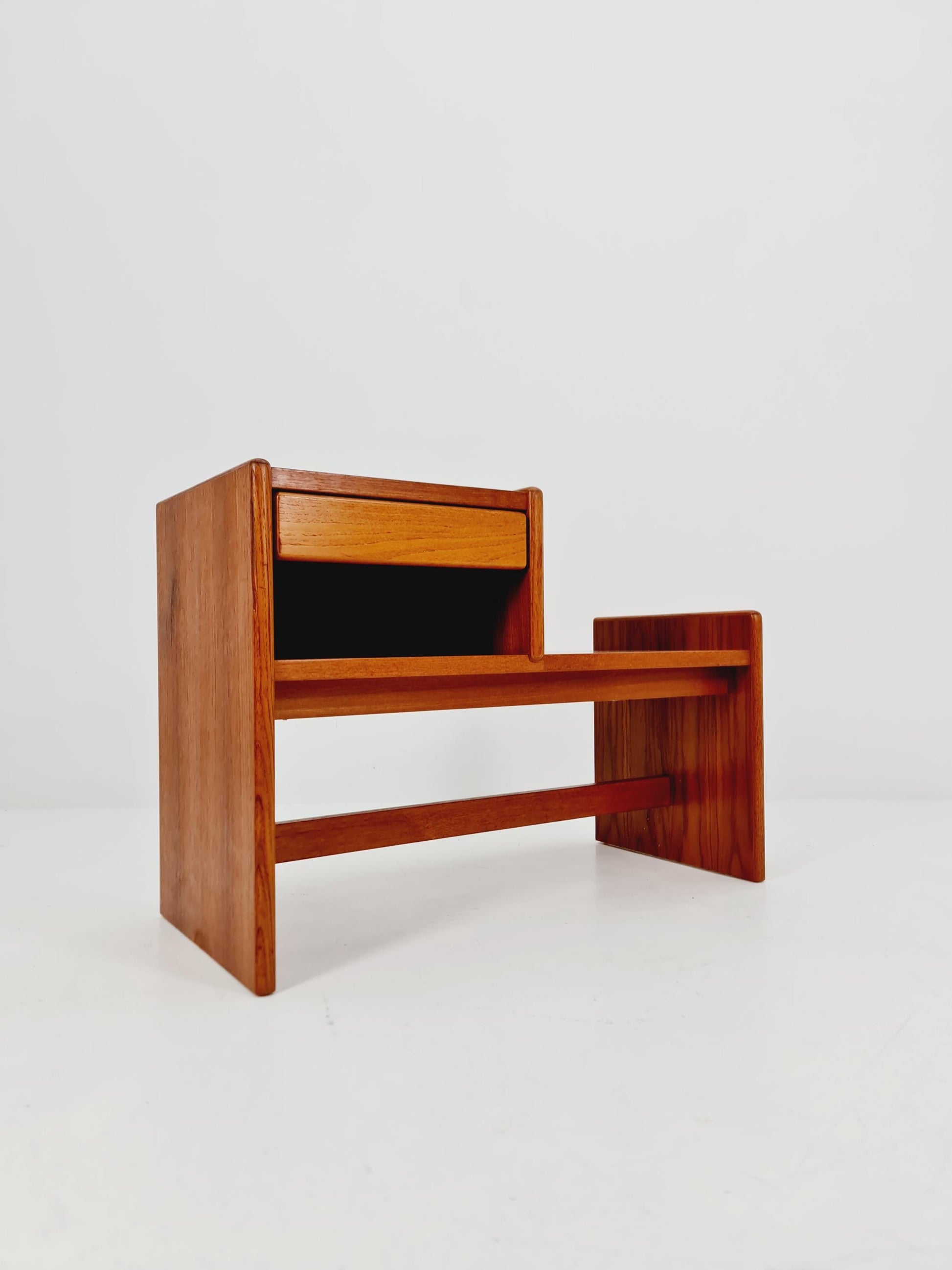Danish teak telefon table/ hallway table By Bornholm Möbelfabrik, 1960s