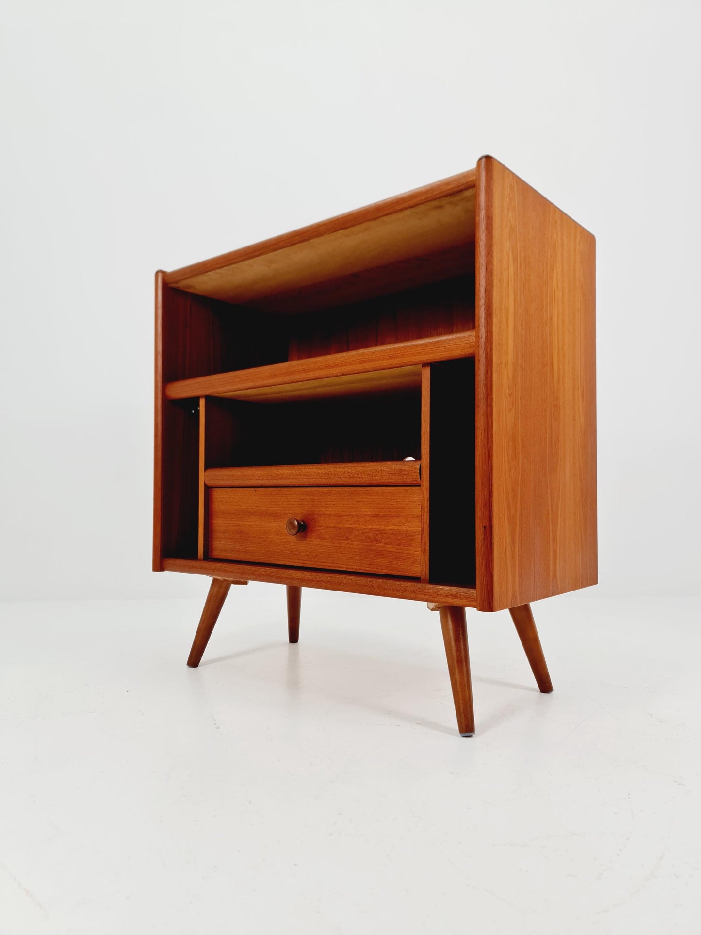 Mid century Solid Danish teak hallway cabinet, Record cabinet By Dyrlund 1960s