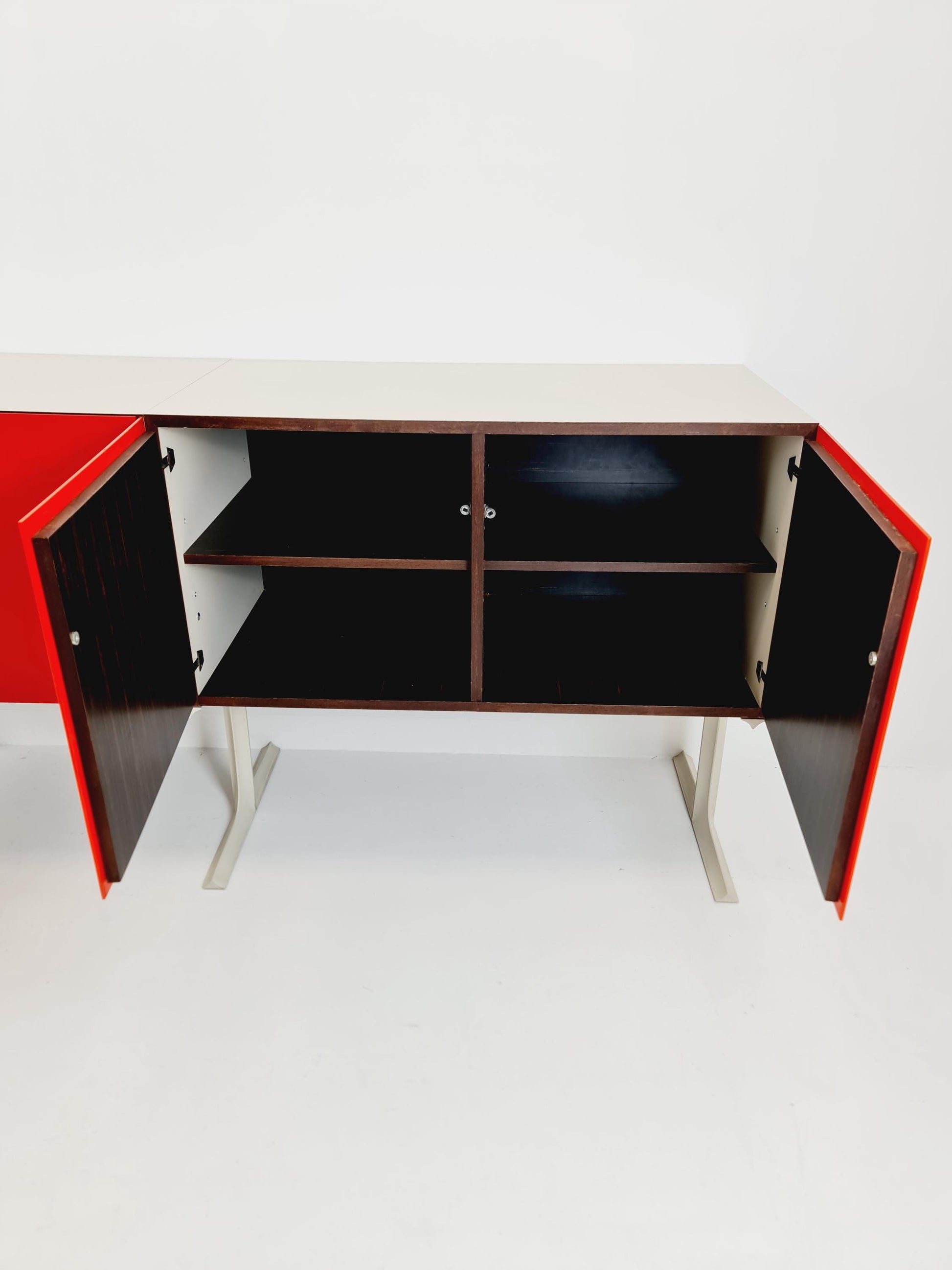 DF2000 Sideboard by Raymond Loewy – Iconic French Design – Red Plastic Doors – 1970s