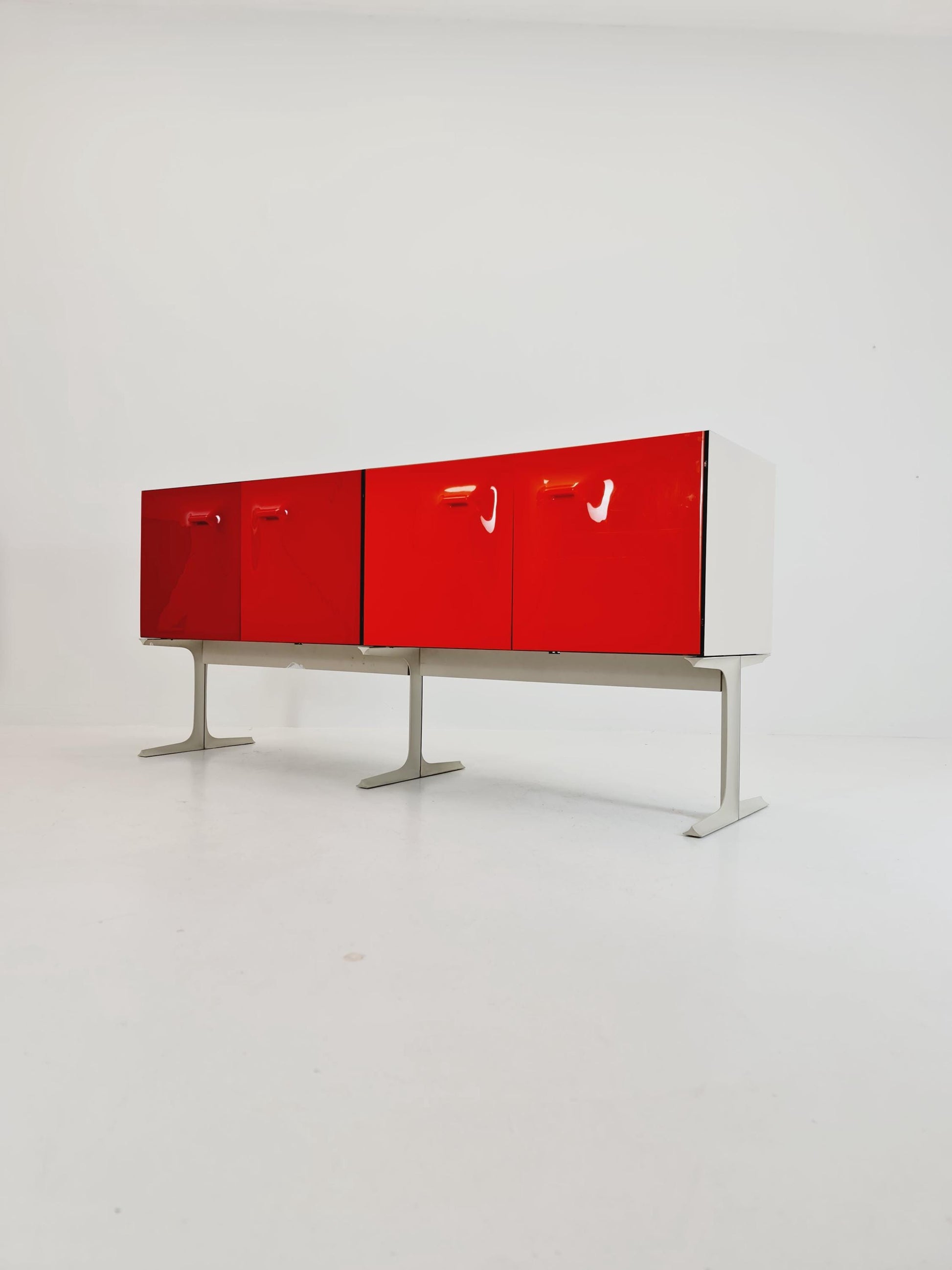 DF2000 Sideboard by Raymond Loewy – Iconic French Design – Red Plastic Doors – 1970s