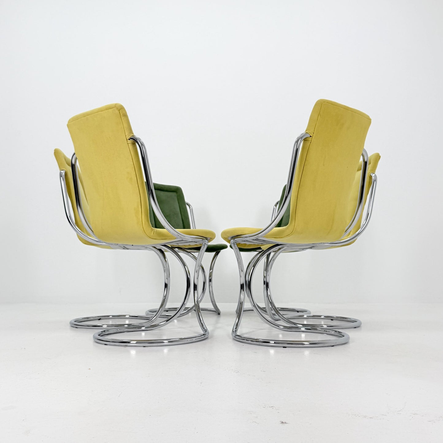 Set of 6 Mid Century Italian Dining Chairs by Tecnosalotto, 1970s