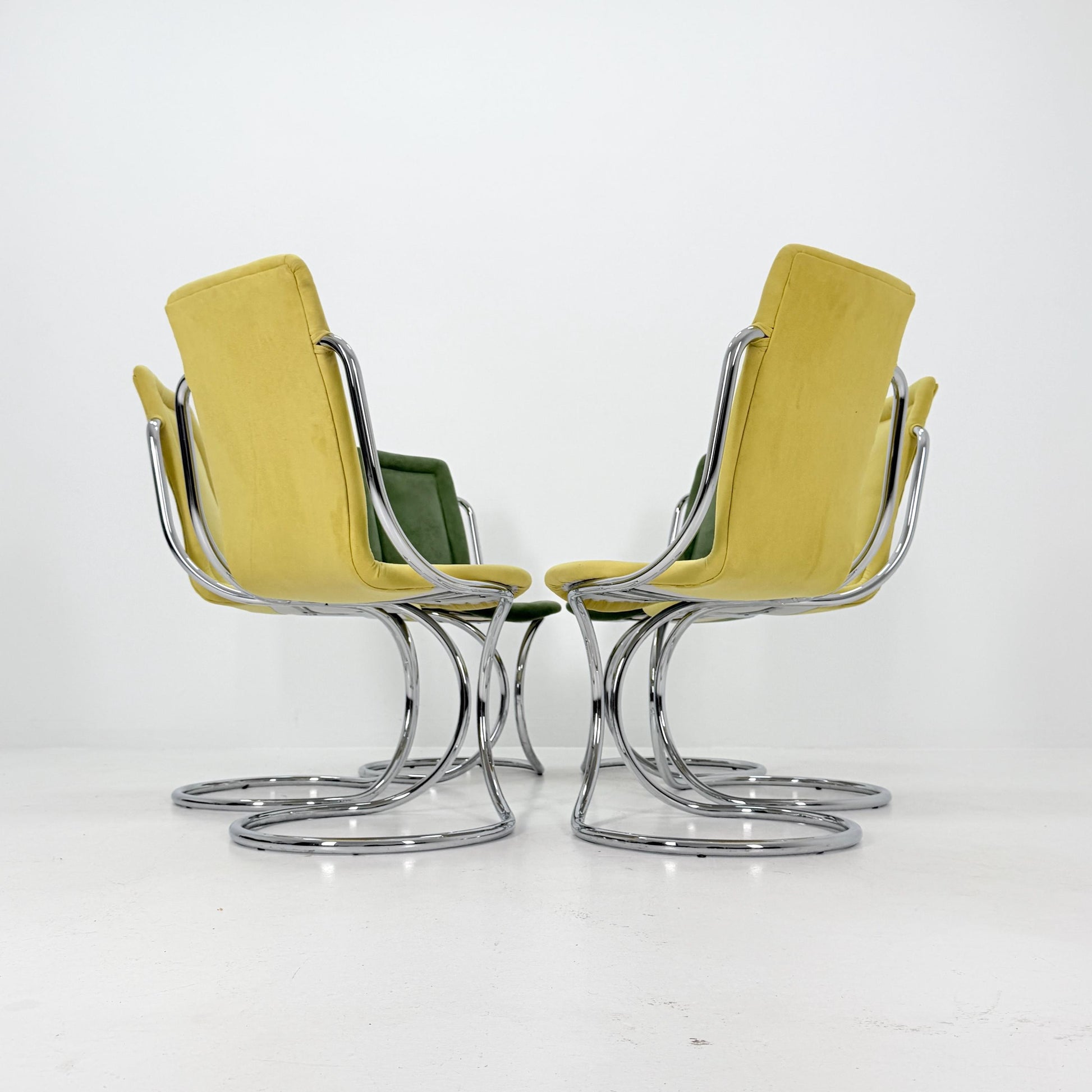 Set of 6 Mid Century Italian Dining Chairs by Tecnosalotto, 1970s