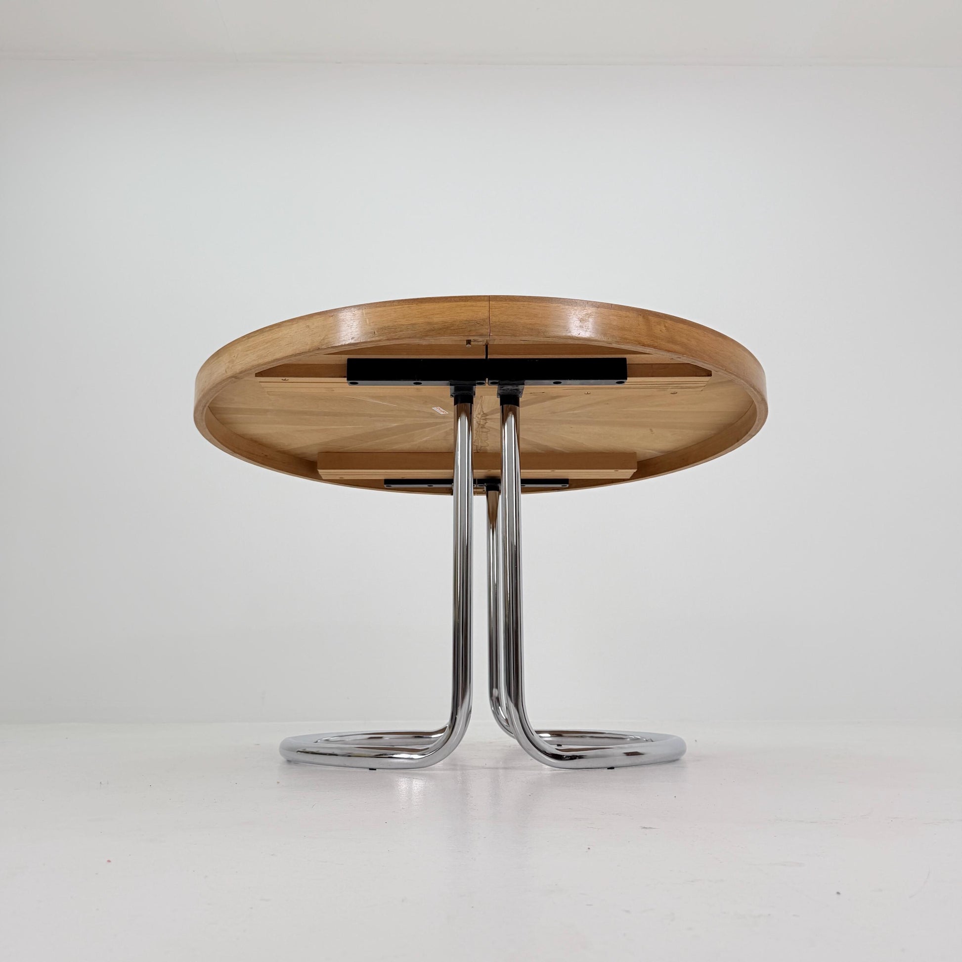 Mid Century Bauhaus Extendable Round Dining Table by Alma, Germany 1970s