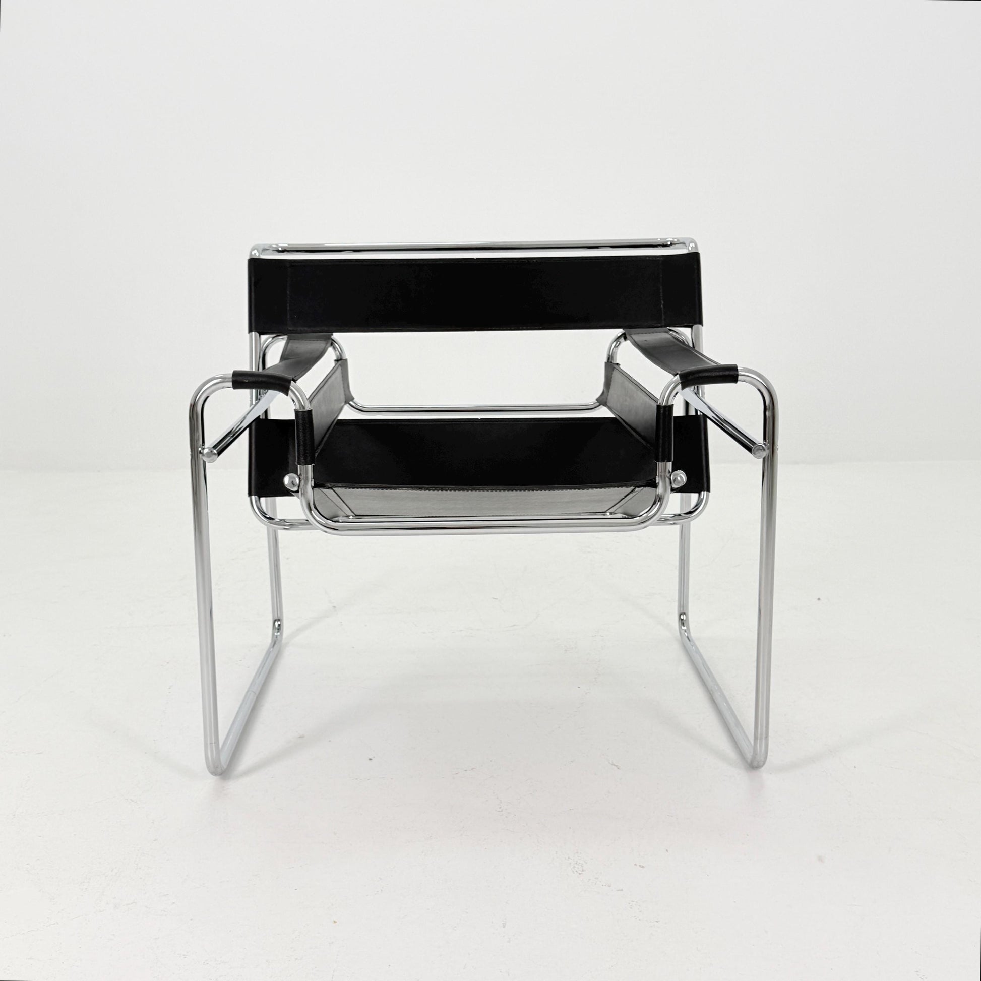 1 of 5 Mid century black B3 armchair WASSILY by Marcel Brauer, 1990s Italy