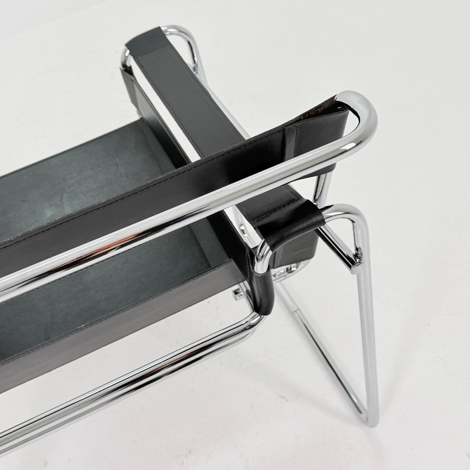 1 of 5 Mid century black B3 armchair WASSILY by Marcel Brauer, 1990s Italy