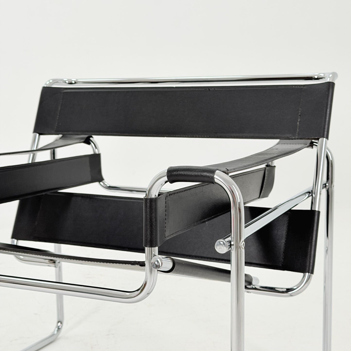 1 of 5 Mid century black B3 armchair WASSILY by Marcel Brauer, 1990s Italy