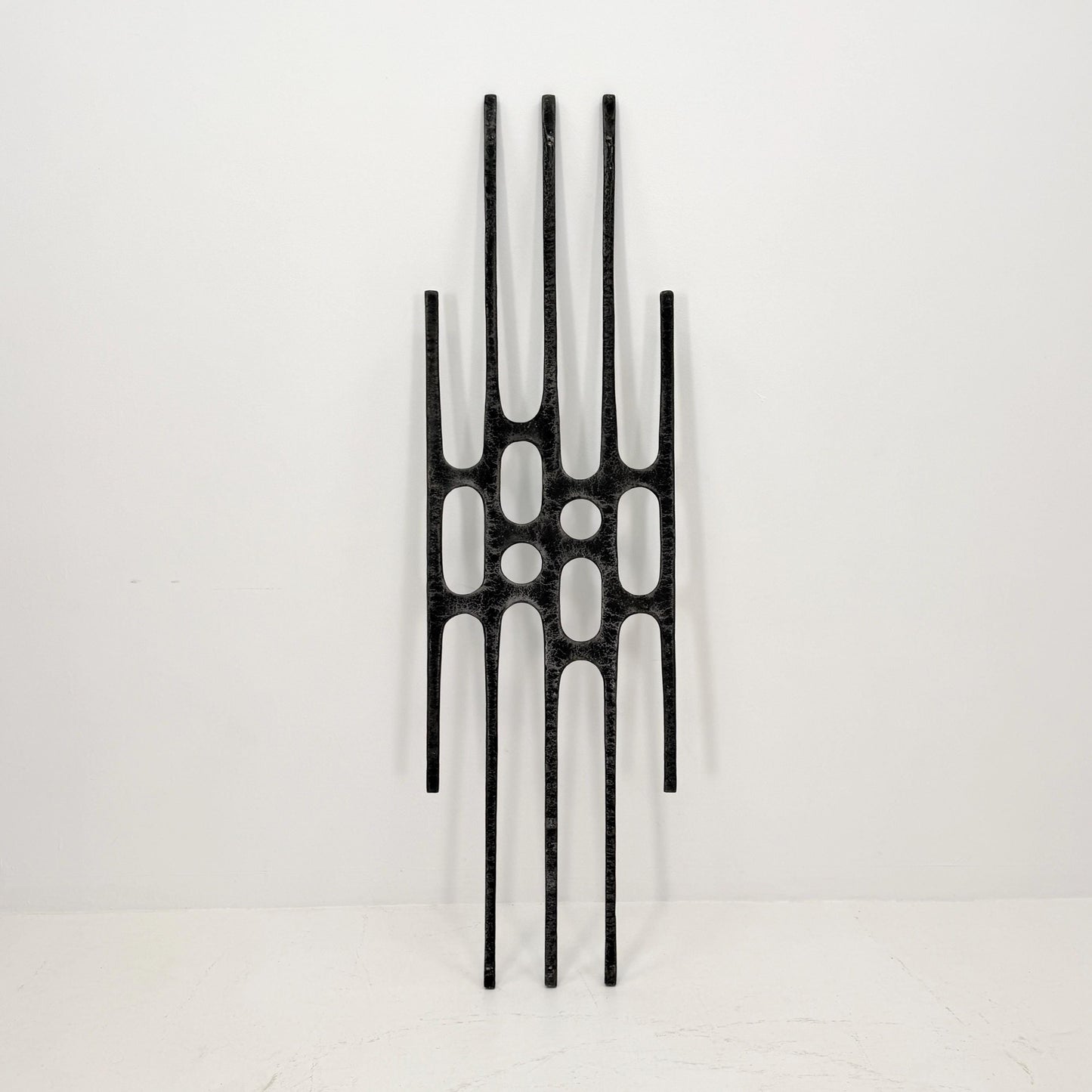 mid century Large brutalist abstract wall iron sculpture, 1970s Germany