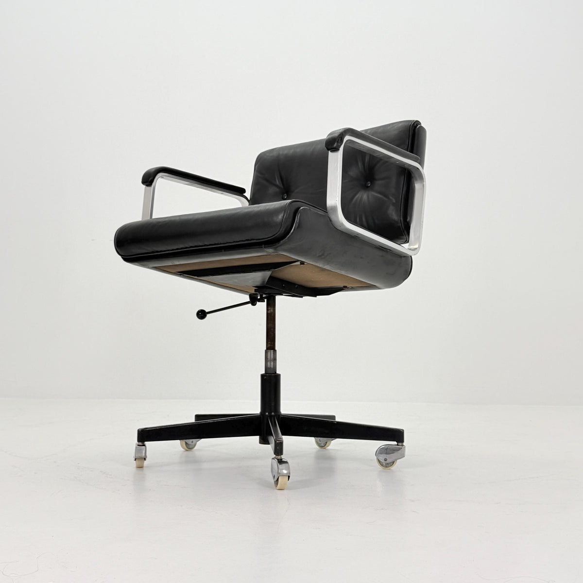 Mid-Century design style Executive Desk Chair – Swivel Office – Black Faux Leather & Chrome – Italy 1970s