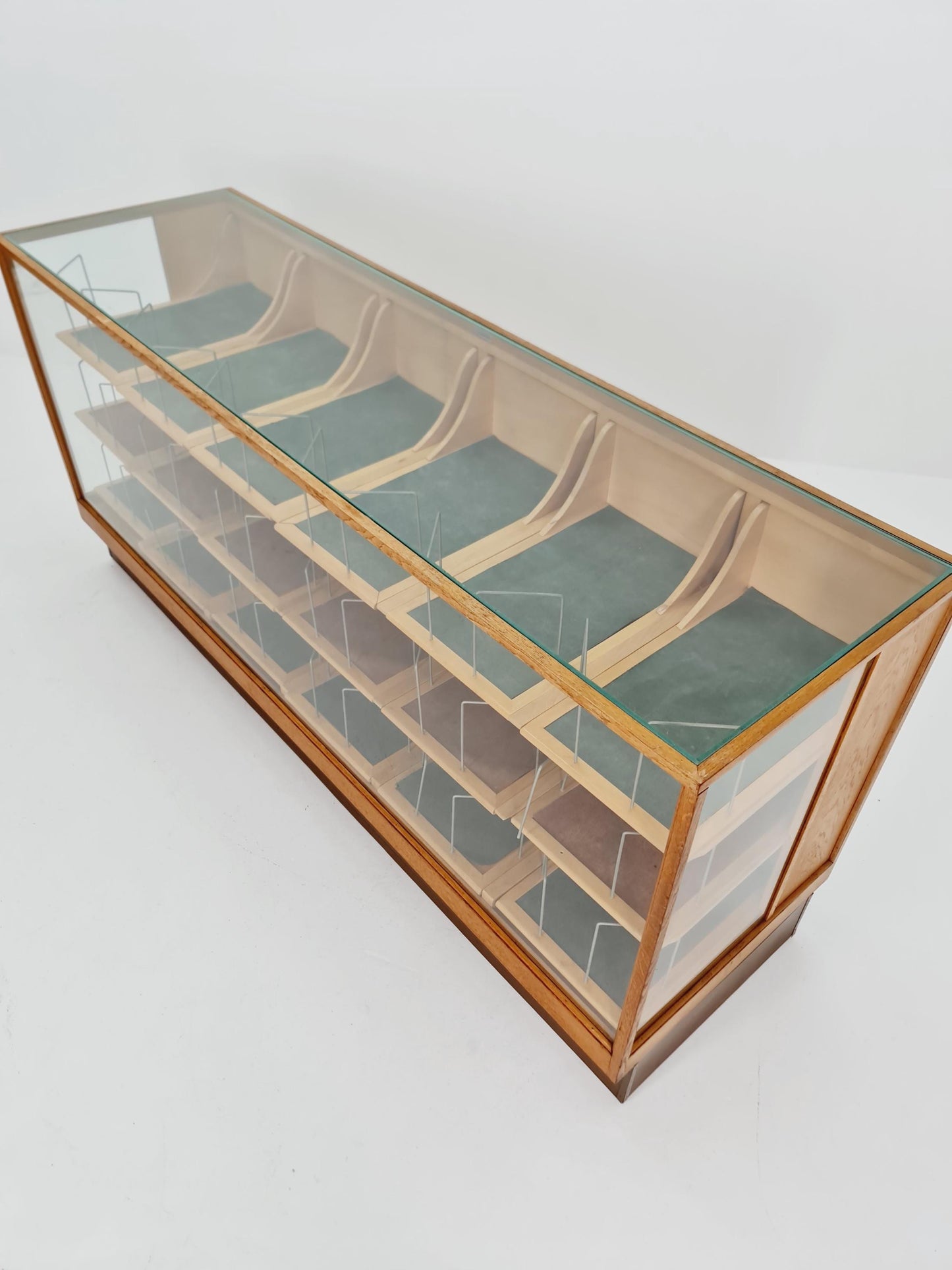 Rare Exquisite Mid-Century Shop Display by Peter Ruppel 1940s