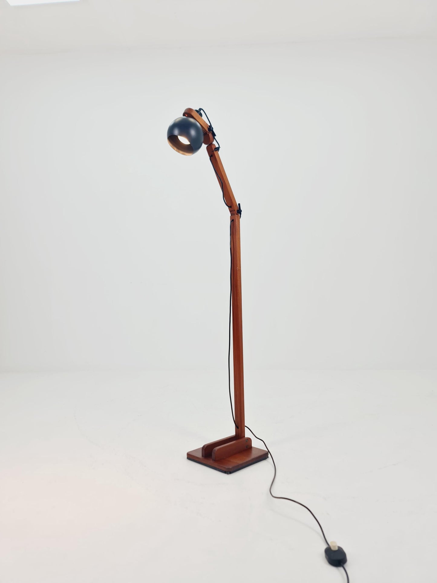 Mid Century Solid Teak Articulated Floor Lamp by Domus Denmark 1970s