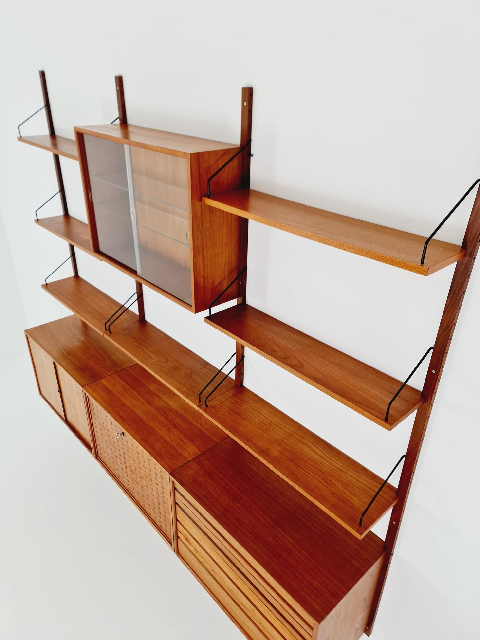 Big Mid century Danish Teak Wall Unit with 3 cabinets with show case by Poul Cadovius for Cado, Denmark, 1960s
