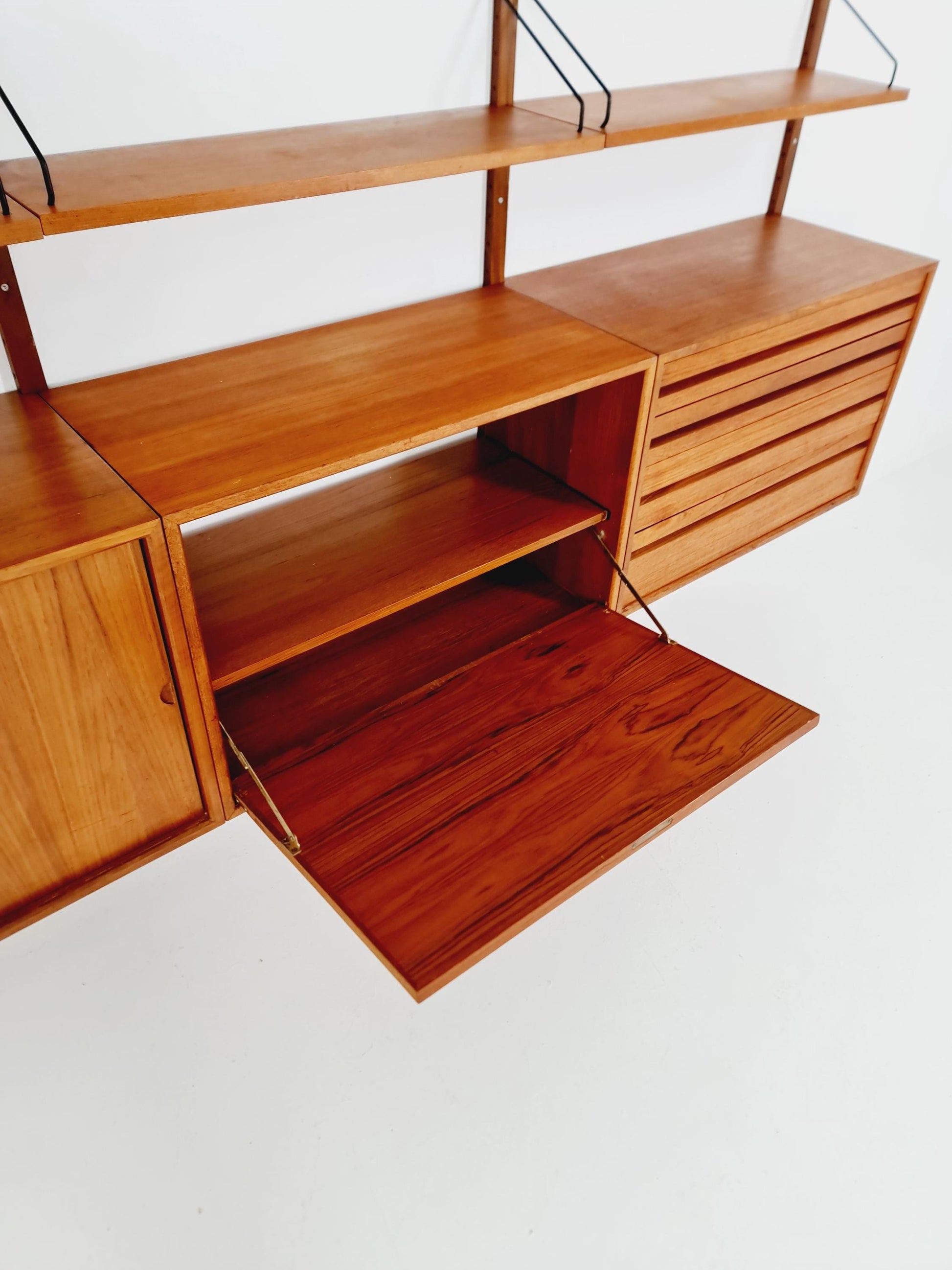 Big Mid century Danish Teak Wall Unit with 3 cabinets with show case by Poul Cadovius for Cado, Denmark, 1960s