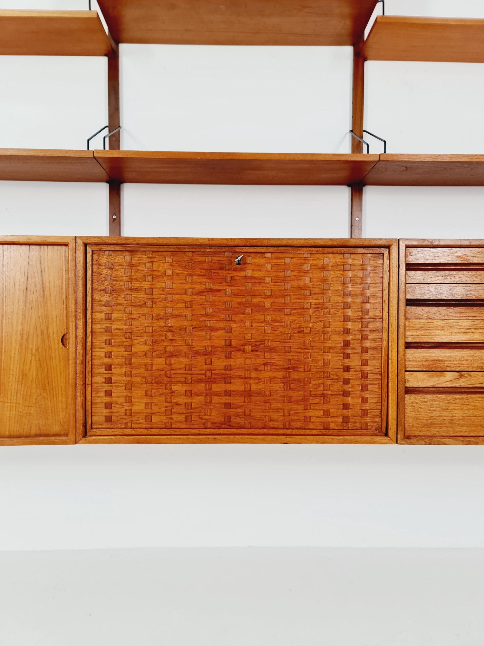 Big Mid century Danish Teak Wall Unit with 3 cabinets with show case by Poul Cadovius for Cado, Denmark, 1960s