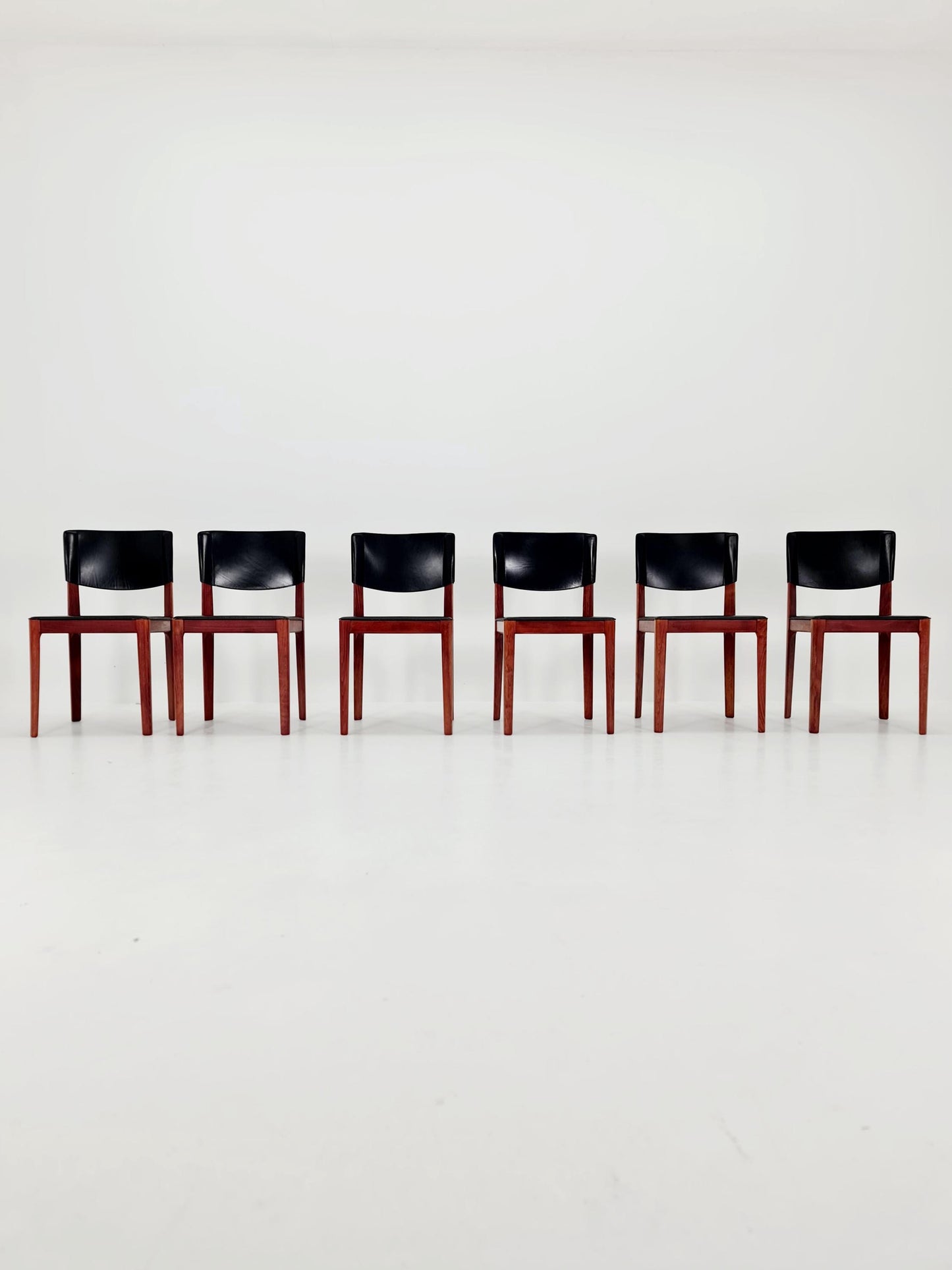 Midcentury Italien Dining Leather chairs by Matteo Grassi , set of 6