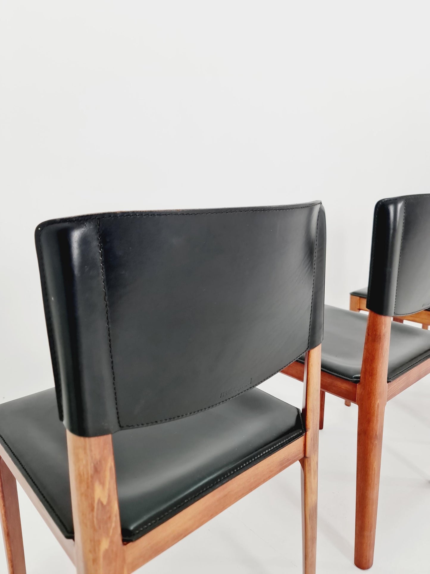 Midcentury Italien Dining Leather chairs by Matteo Grassi , set of 6