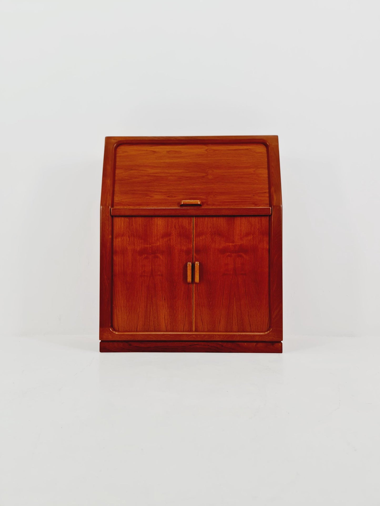 Midcentury Danish Teak vintage Secretary by E.Glasdam Jemsem for Vantinge Möbel industri 1970s