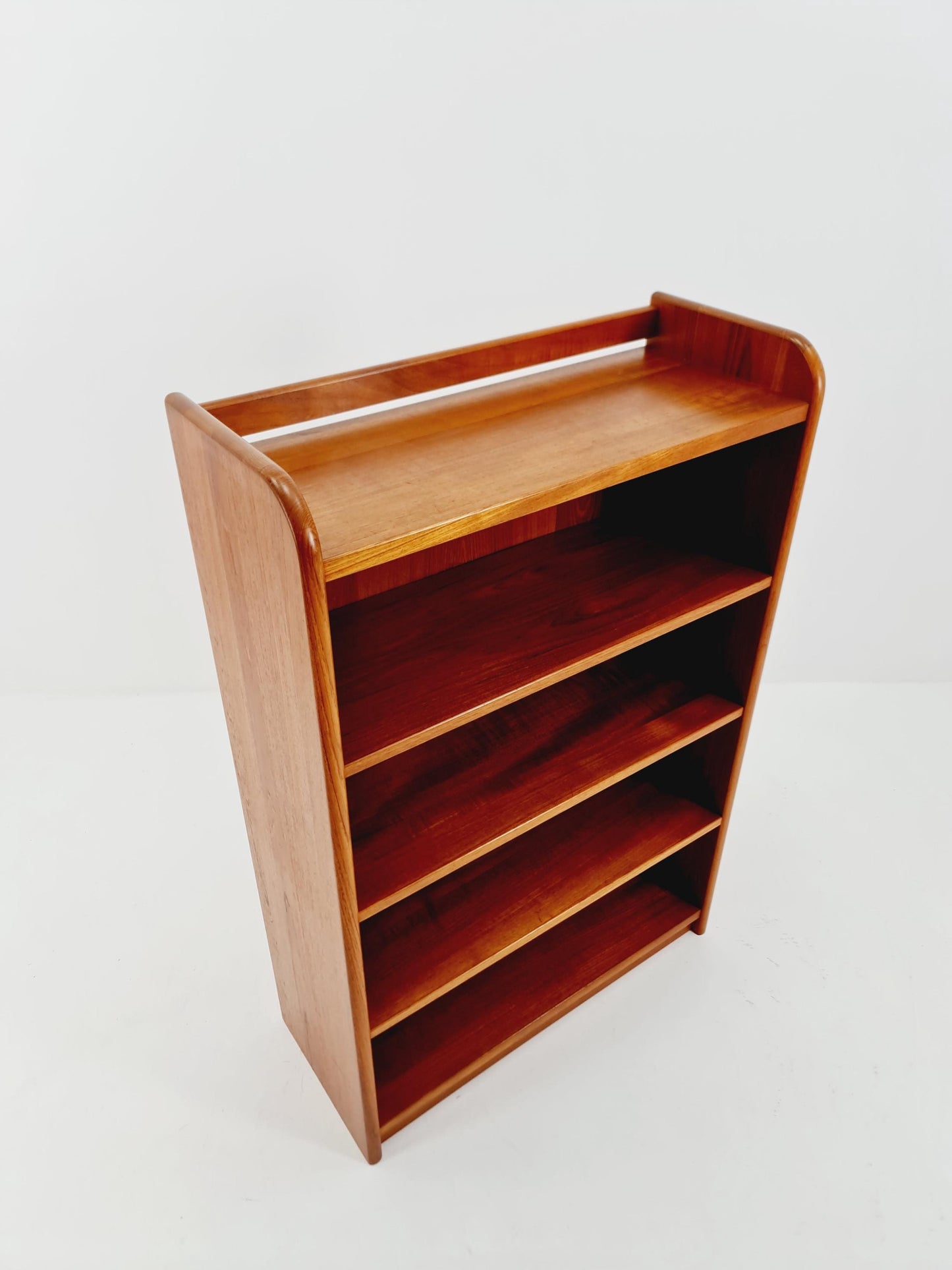 Danish freestanding vintage bookshelf system/ book case teak, Bornholm 1970s