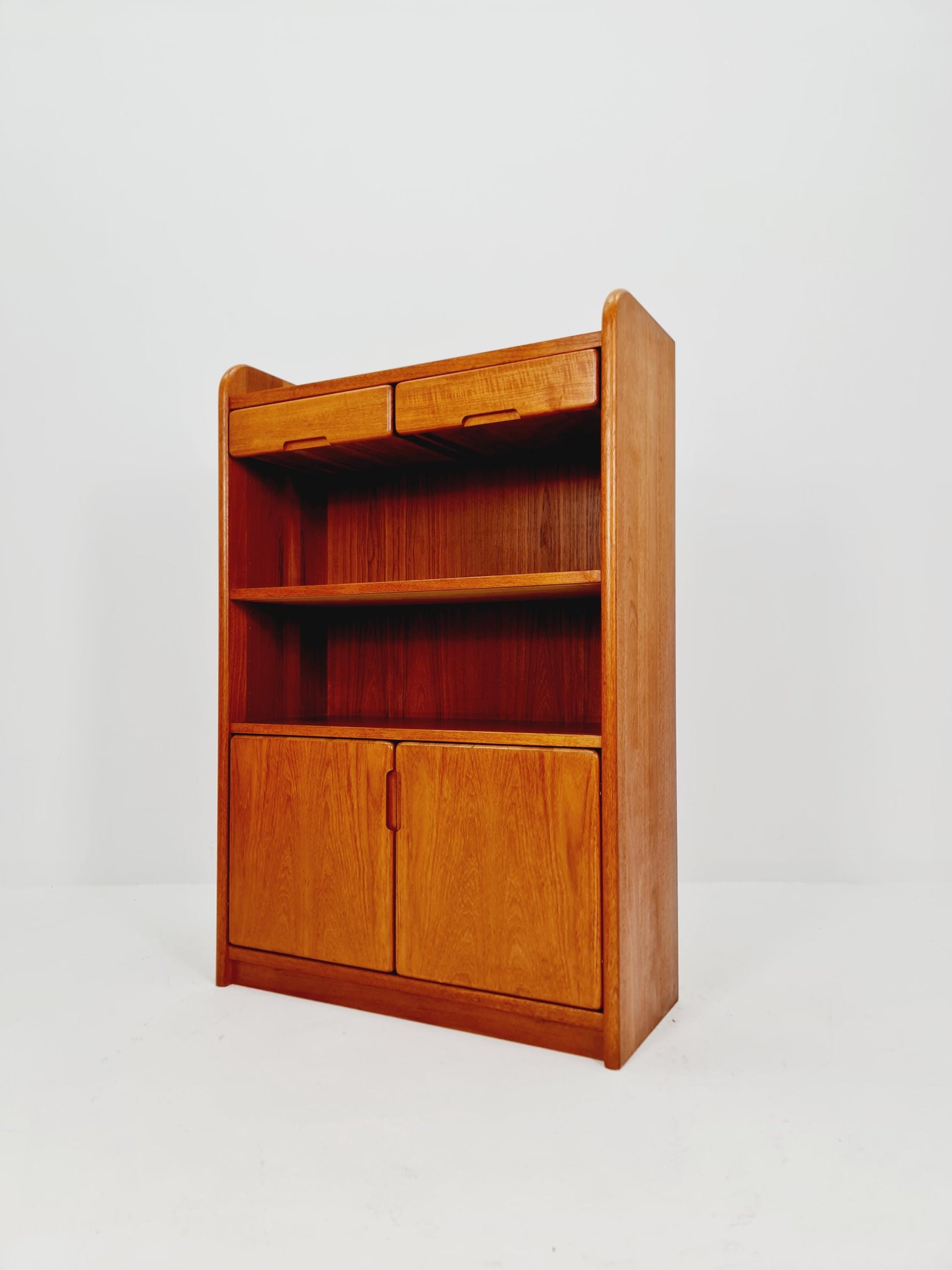 Danish freestanding vintage bookshelf system/ book case teak, Bornholm 1970s