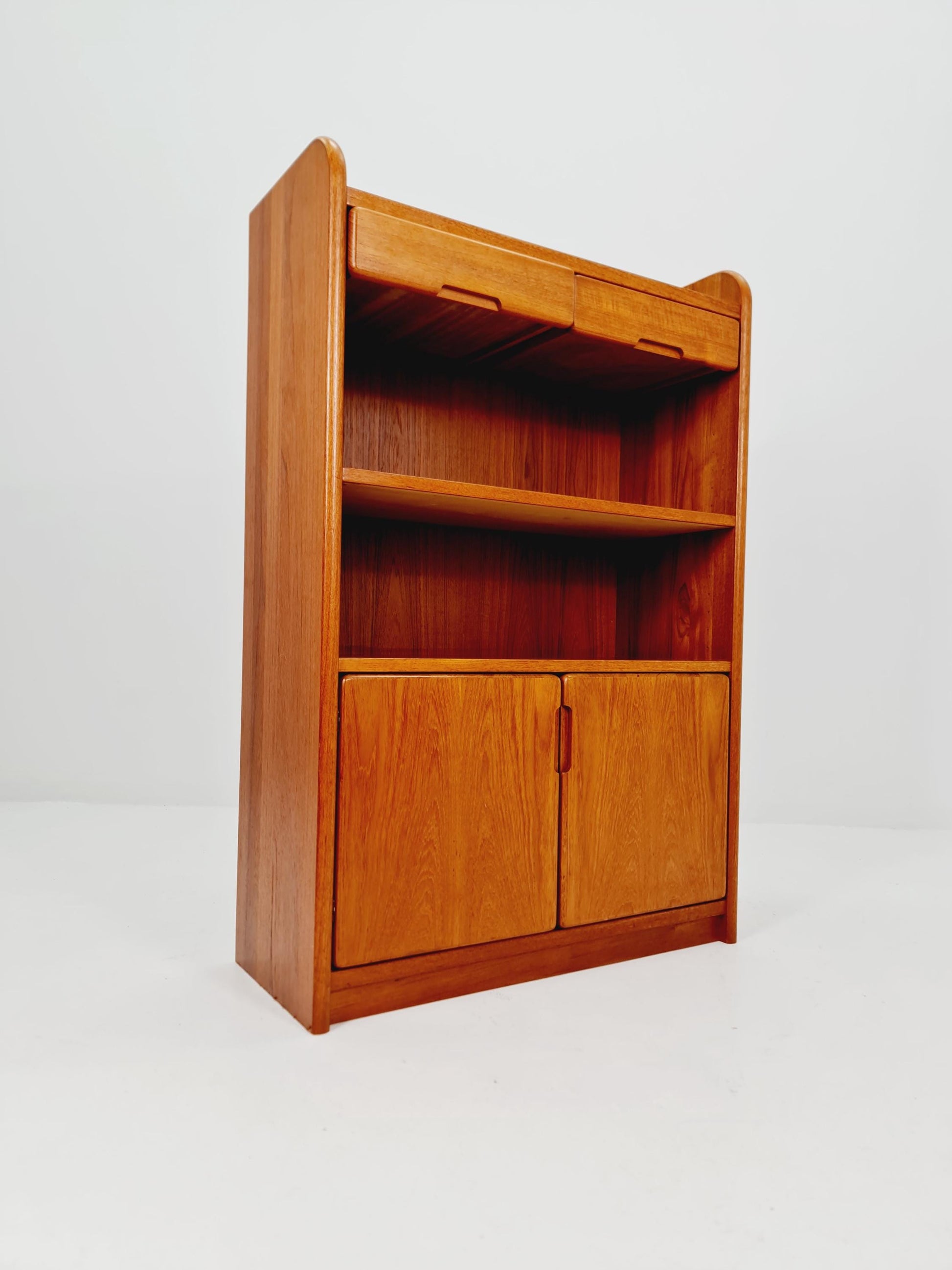 Danish freestanding vintage bookshelf system/ book case teak, Bornholm 1970s
