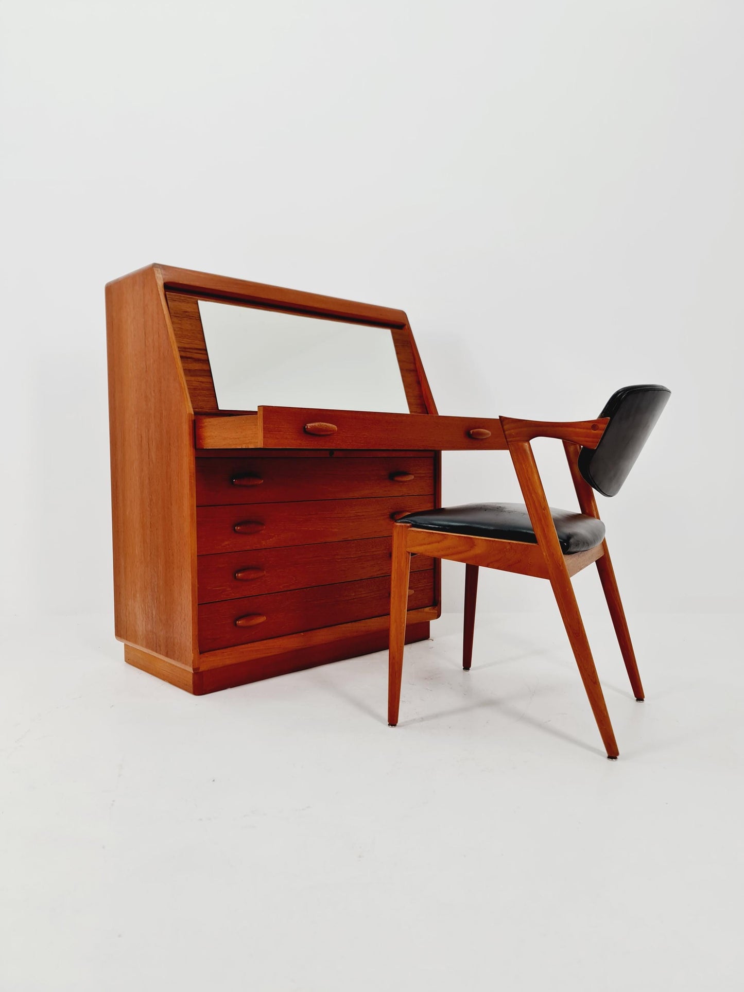Midcentury Danish vintage Secretary /Make up by Dyrlund, 1960s