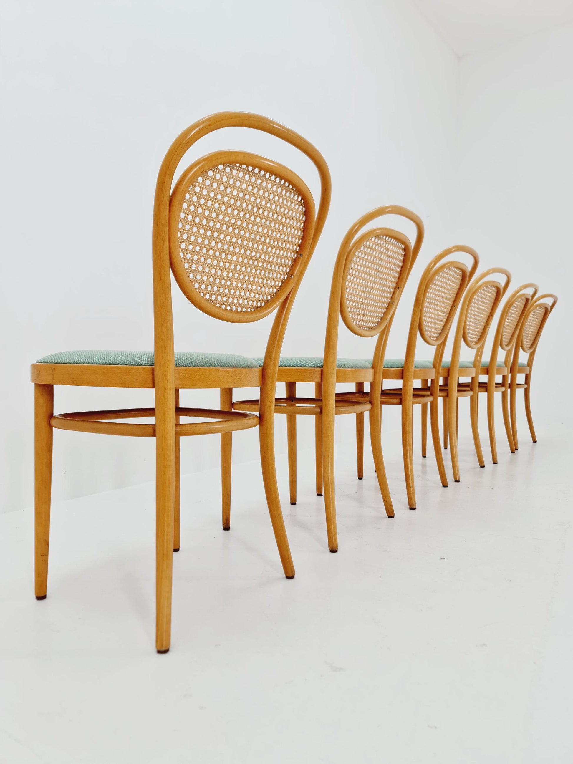 1 of 19 Original Thonet 215 R Bentwood Dining Chairs with Cane Backs &Rattan – Vintage Bistro / Cafe Chairs