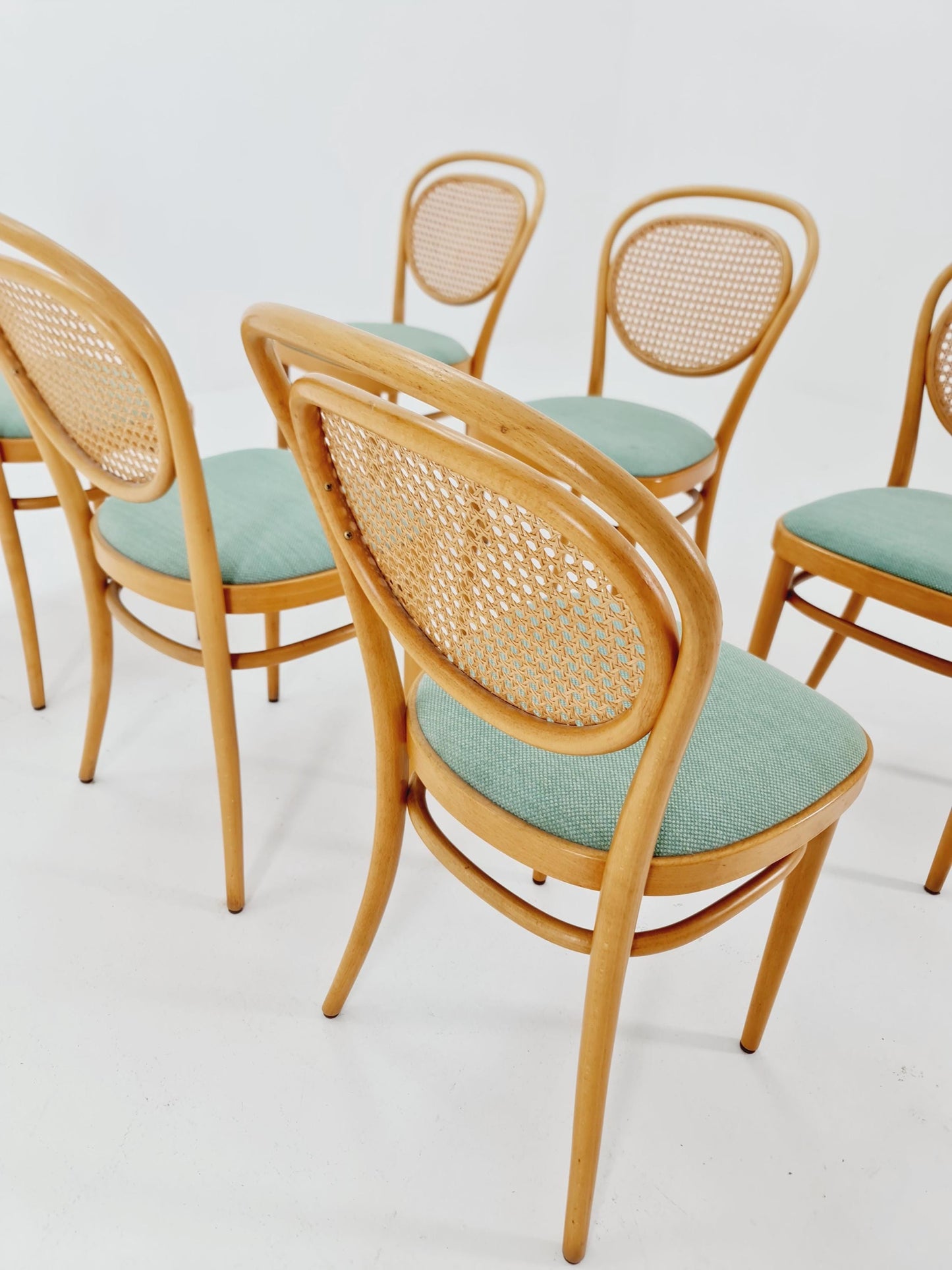 Set of 6 Original Thonet 215 R Bentwood Dining Chairs with Cane Backs &Rattan – Vintage Bistro / Cafe Chairs