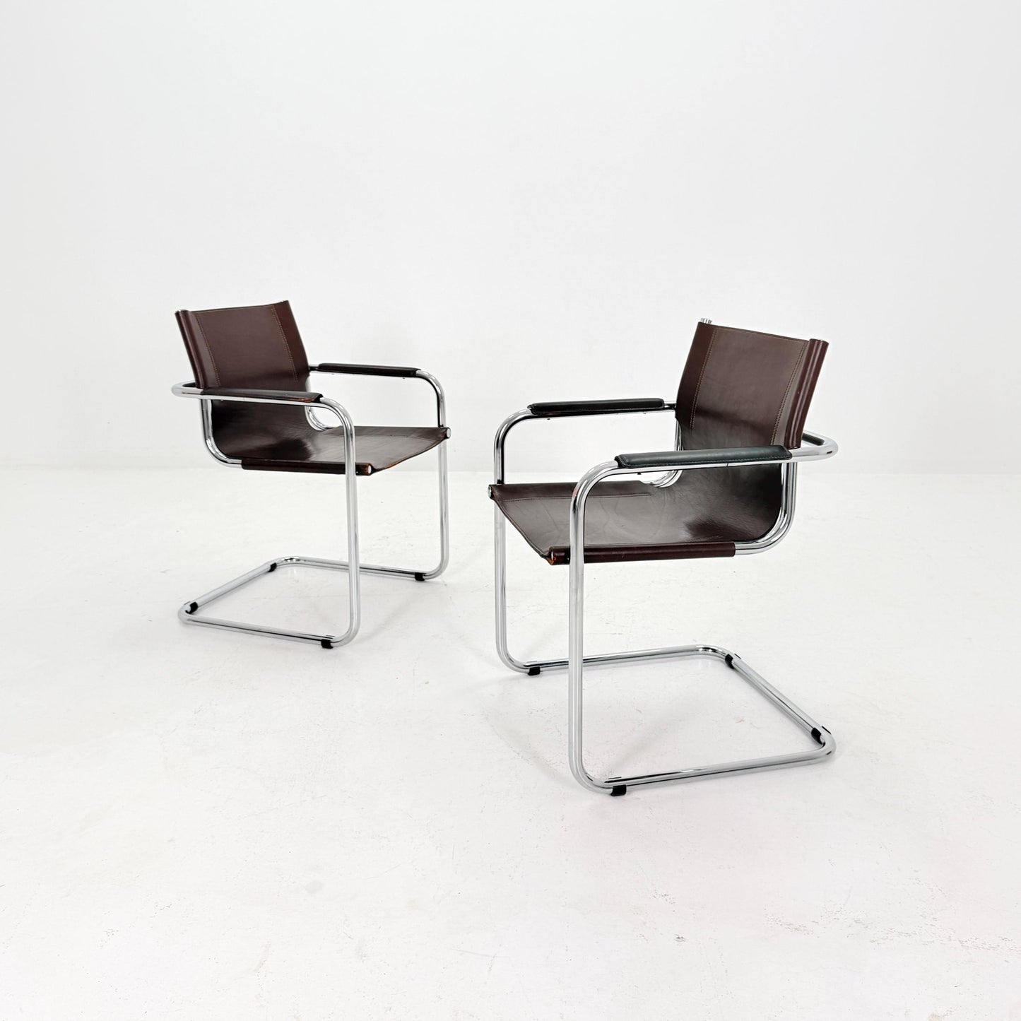 Set of 2 Matteo Grassi MG5 Visitor Chairs in Brown Leather – Bauhaus Cantilever Design by Mart Stam & Marcel Breuer, Italy 1970s