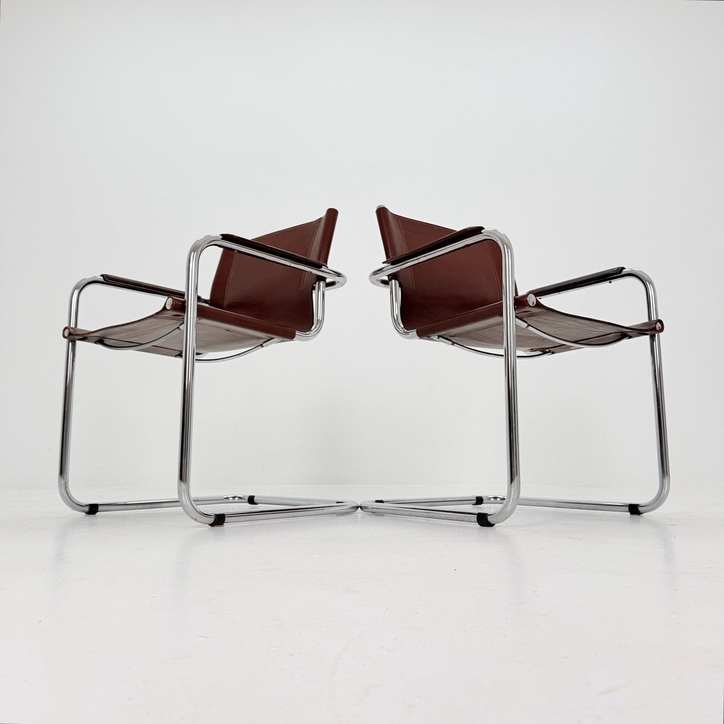 Set of 2 Matteo Grassi MG5 Visitor Chairs in Brown Leather – Bauhaus Cantilever Design by Mart Stam & Marcel Breuer, Italy 1970s