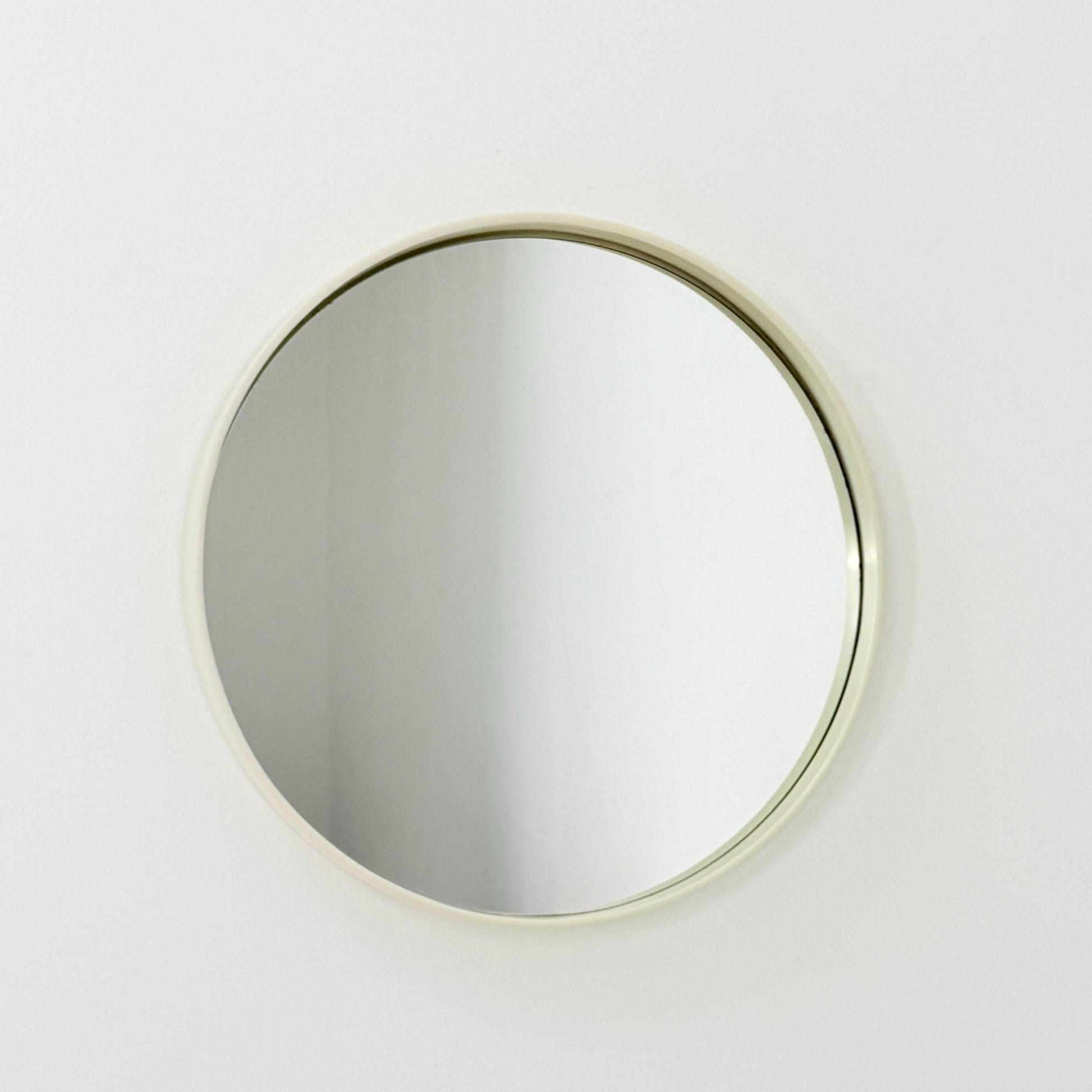 Space Age \Mid-Century white cream Round Mirrror, 1970s Italy