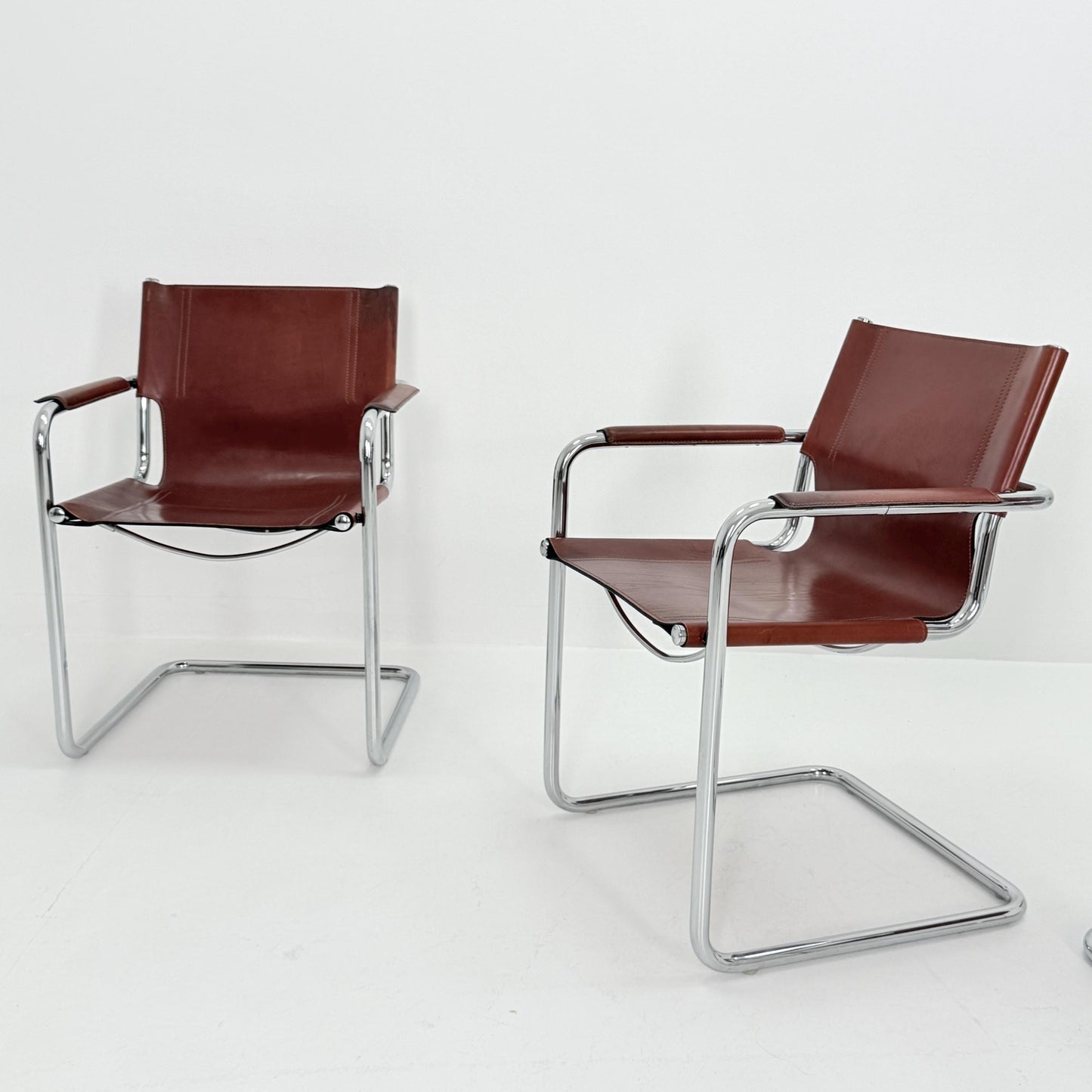 Mid century Matteo Grassi MG5 Dark Cognac Leather Bauhaus Chair, 1980s Italy — Mart Stam & Marcel Breuer