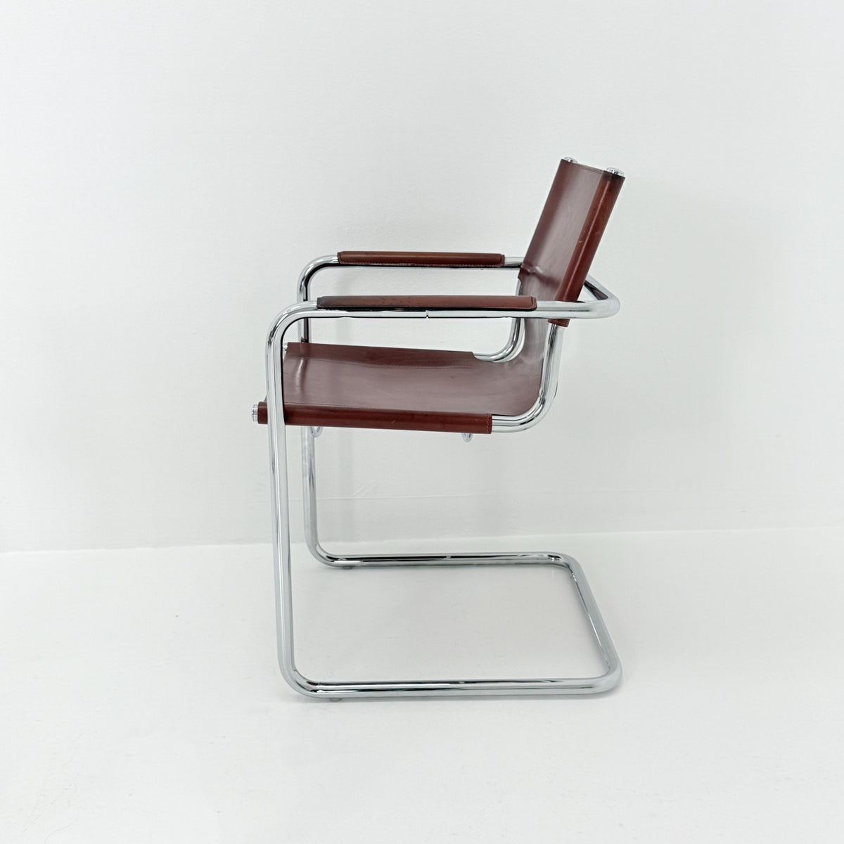 Mid century Matteo Grassi MG5 Dark Cognac Leather Bauhaus Chair, 1980s Italy — Mart Stam & Marcel Breuer