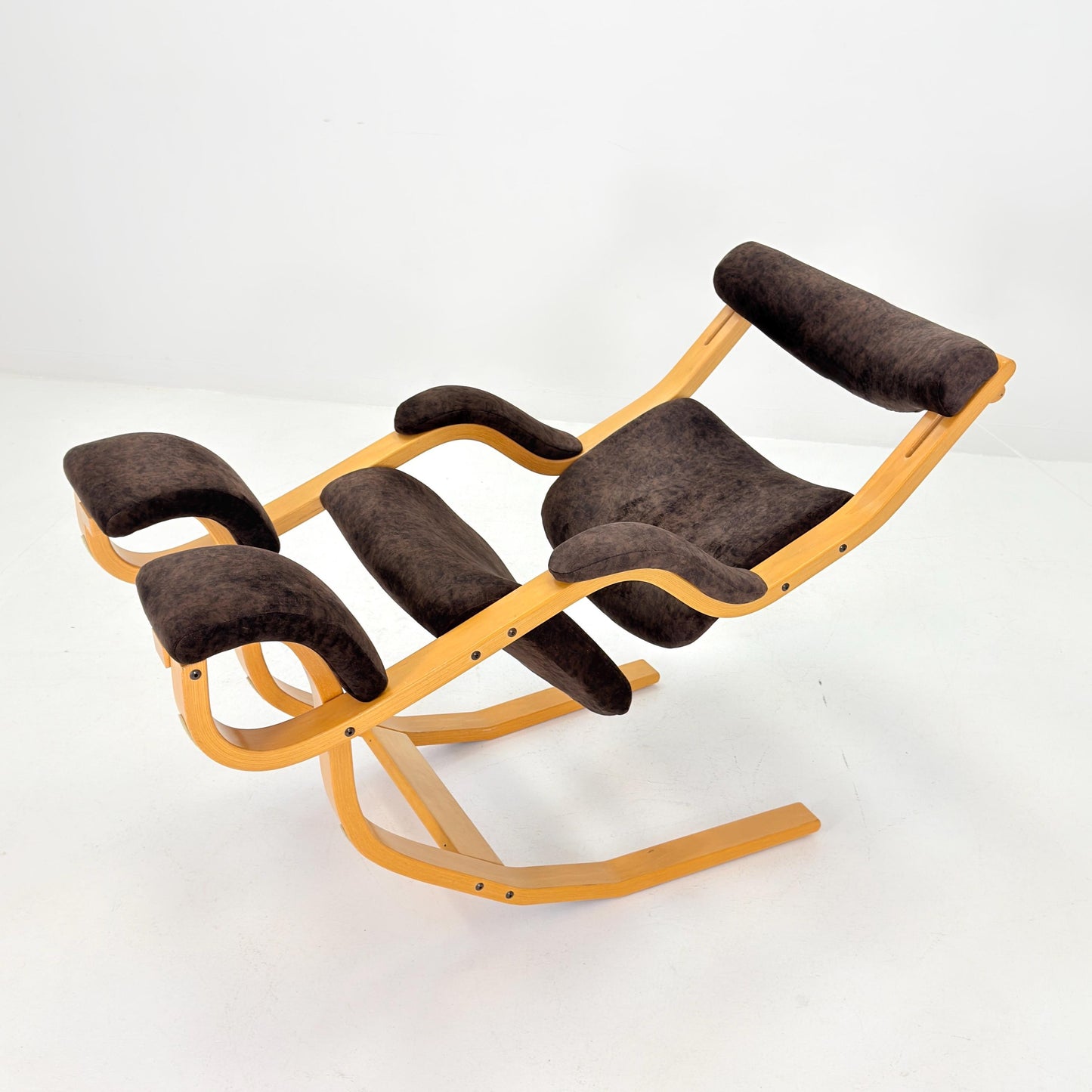Mid-Century “Gravity” Rocking Lounge Chair by Peter Opsvik for Stokke, 1980s Norway