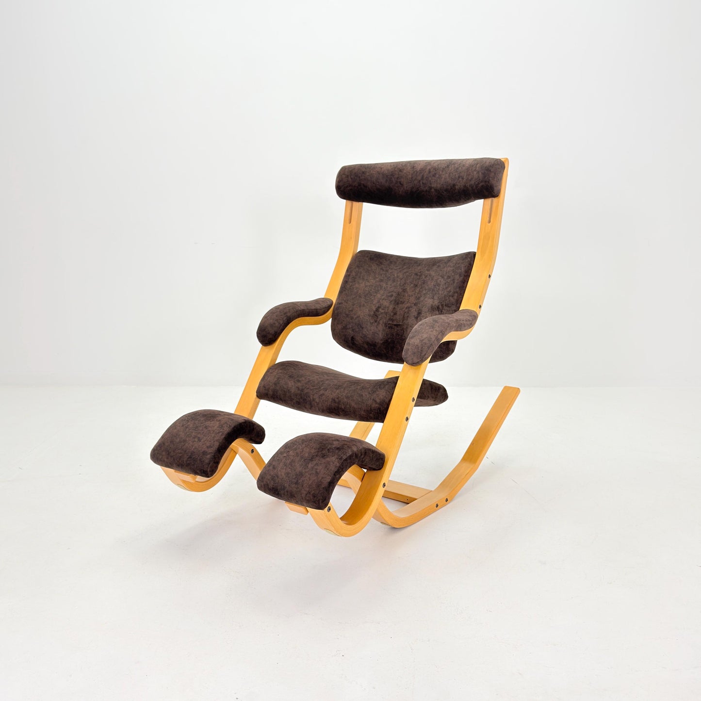 Mid-Century “Gravity” Rocking Lounge Chair by Peter Opsvik for Stokke, 1980s Norway